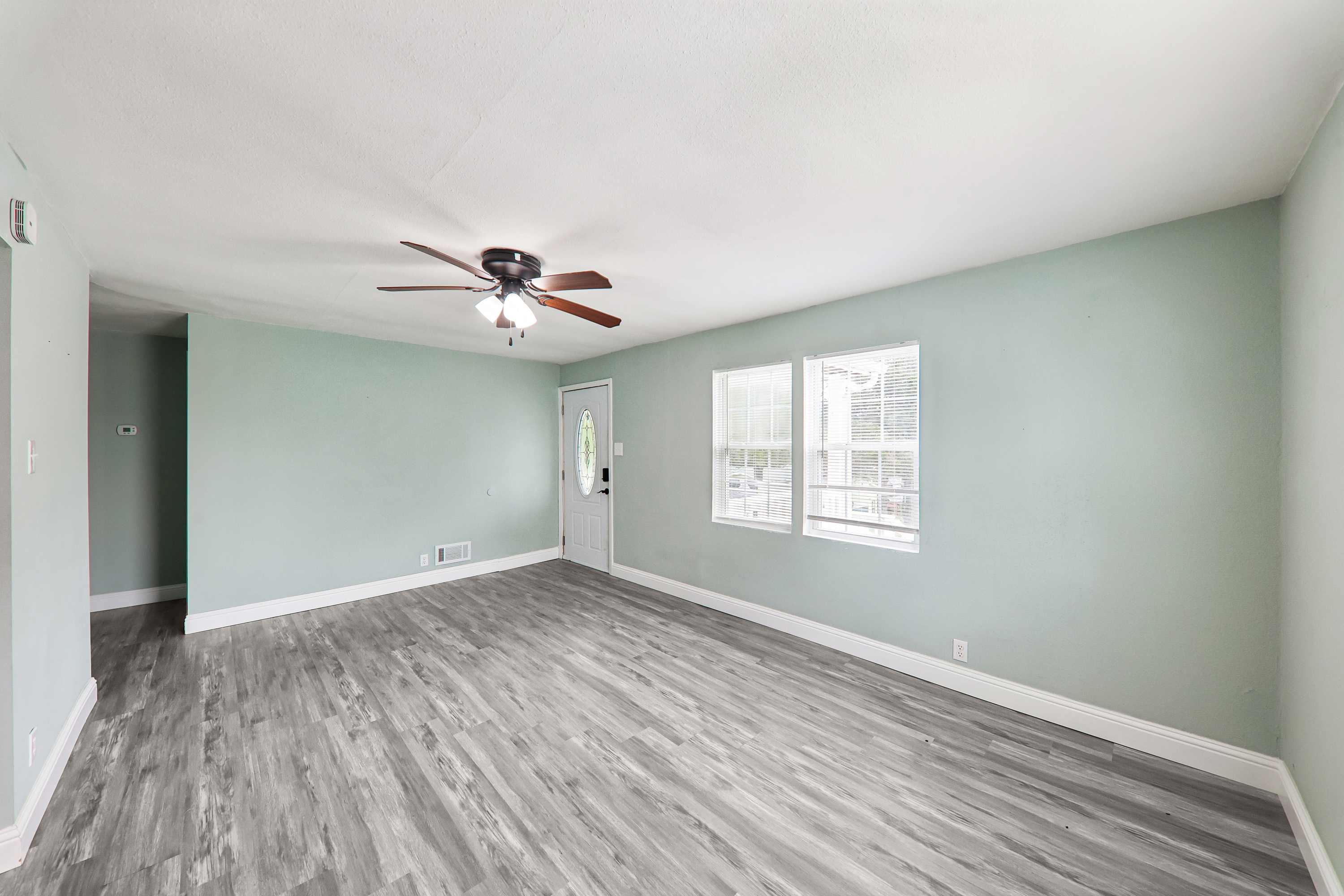 Photo 8 of 37 of 920 Maupin St, Saint Clair, MO