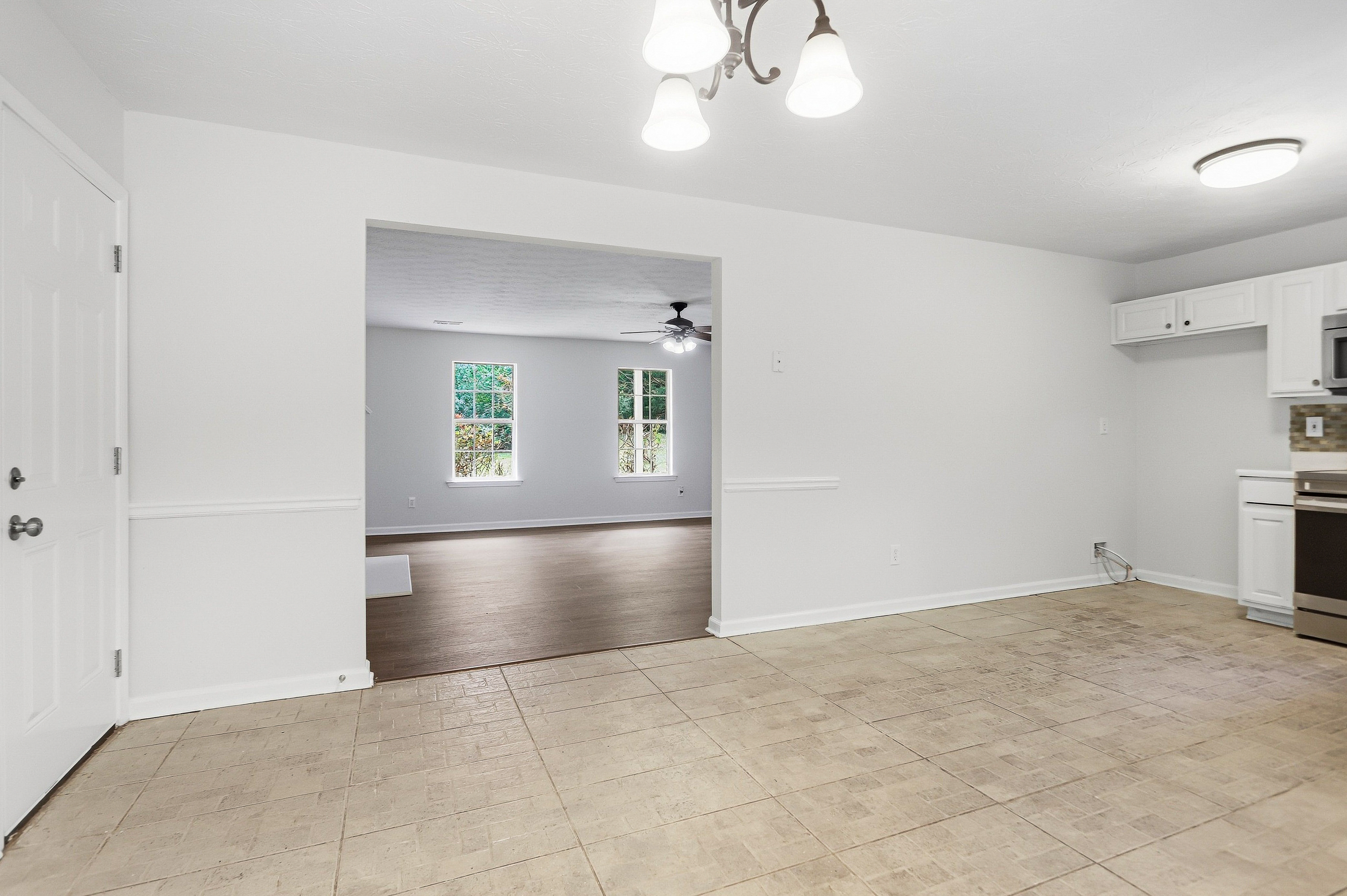 Photo 11 of 37 of 310 Kaden Ct, McDonough, GA