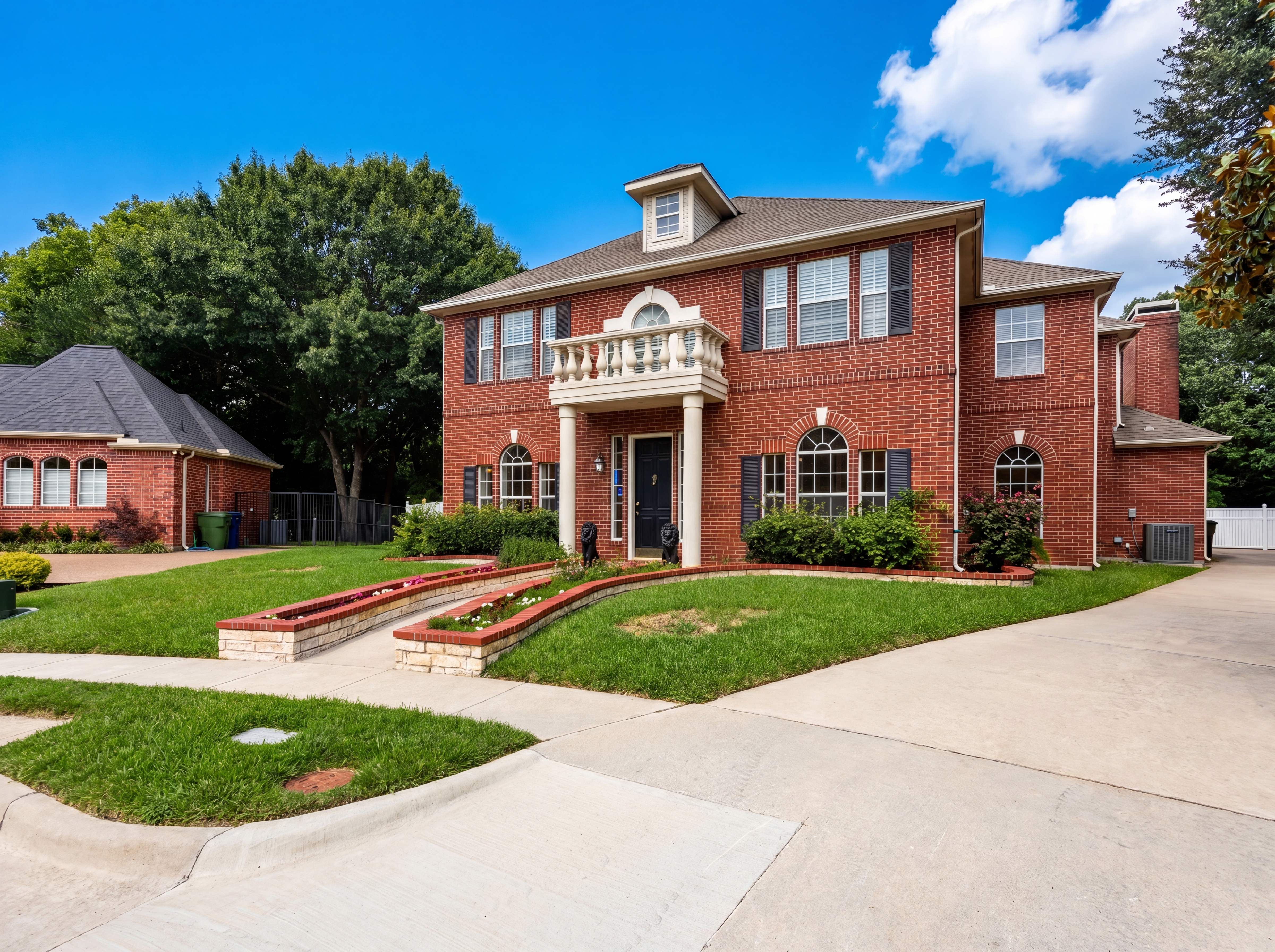 Photo 25 of 27 of 2533 Vista Creek Ct, Garland, TX