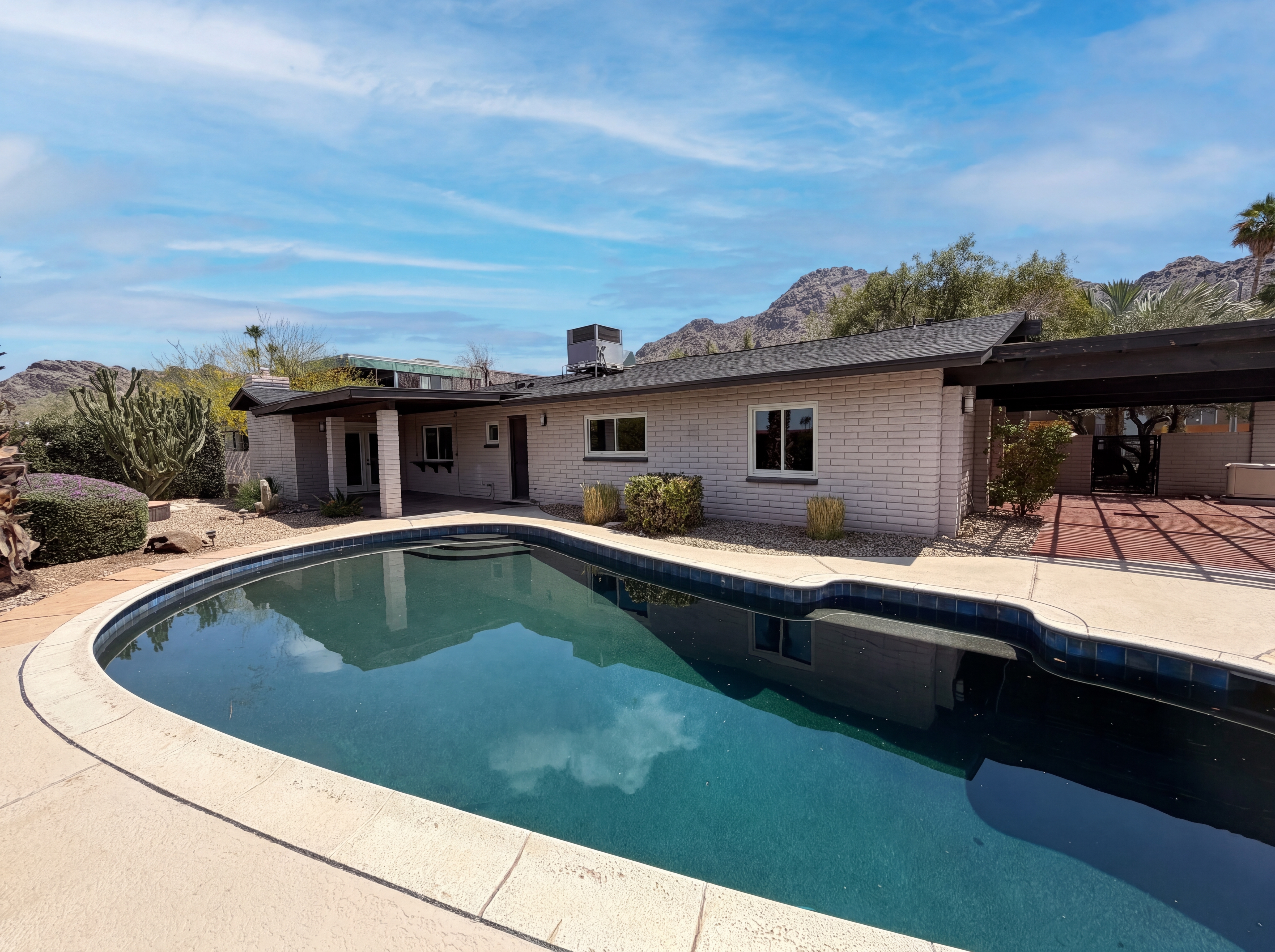 Photo 5 of 34 of 2244 E Nicolet Ave, Phoenix, AZ