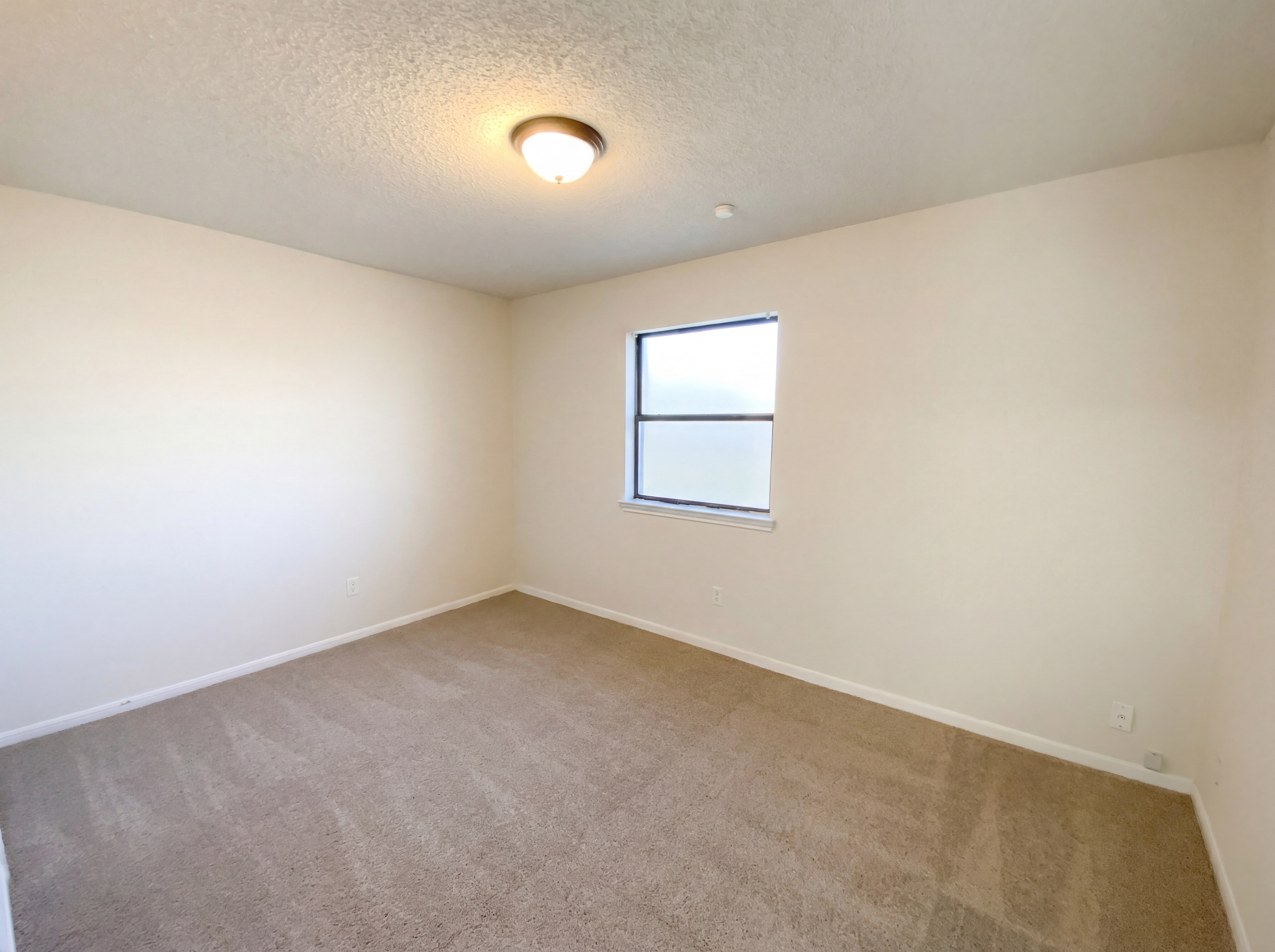Photo 14 of 16 of 222 Bridle Dr, Copperas Cove, TX
