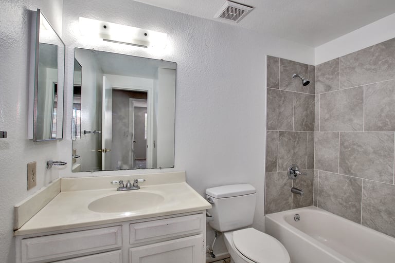Photo 19 of 25 - 1912 W Dartmouth St, Mesa, AZ 85201