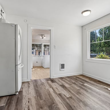 Property photo 3 of 6925 52nd Ave W