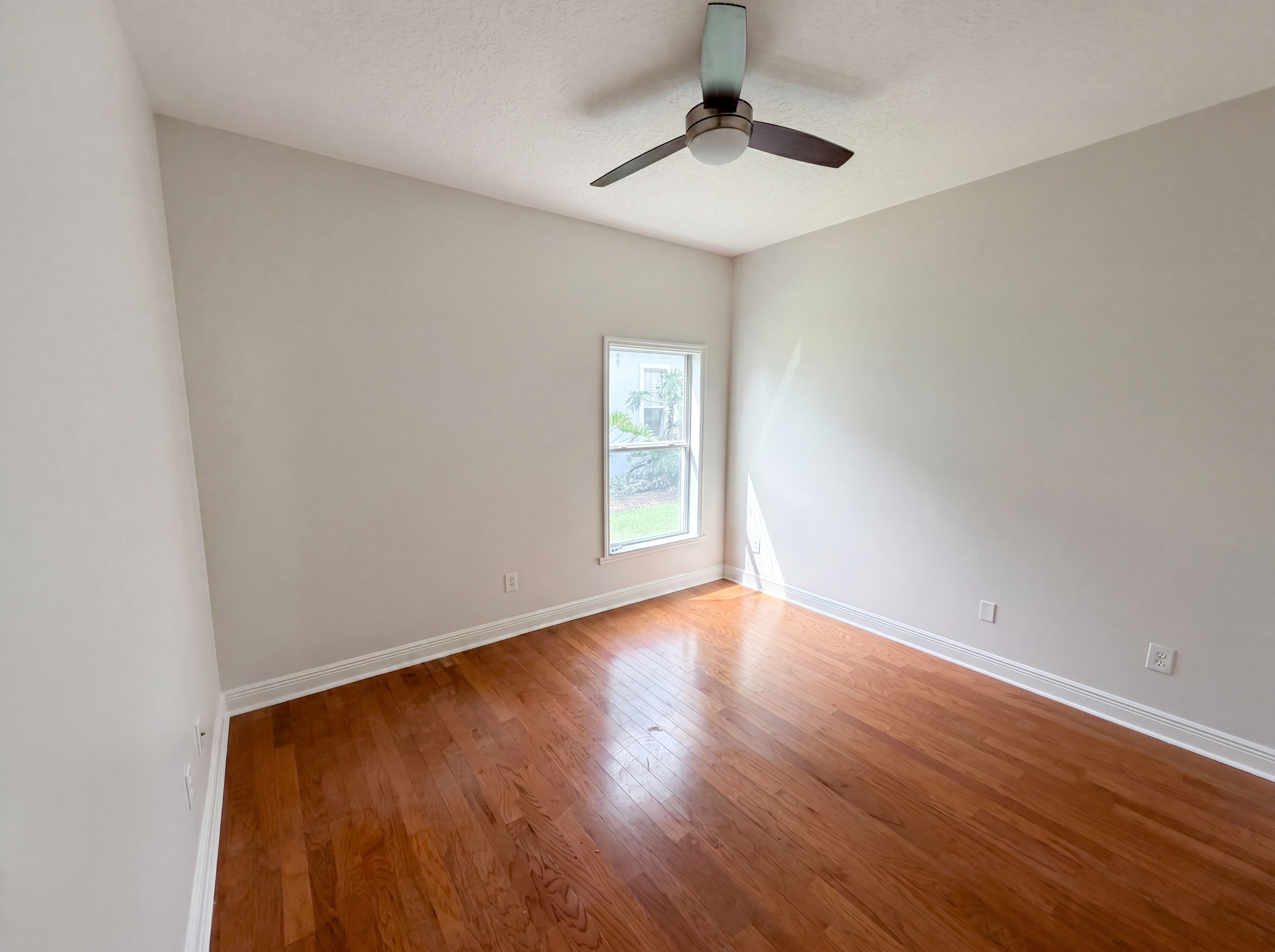 Photo 11 of 34 of 3379 Morelyn Crest Cir, Orlando, FL
