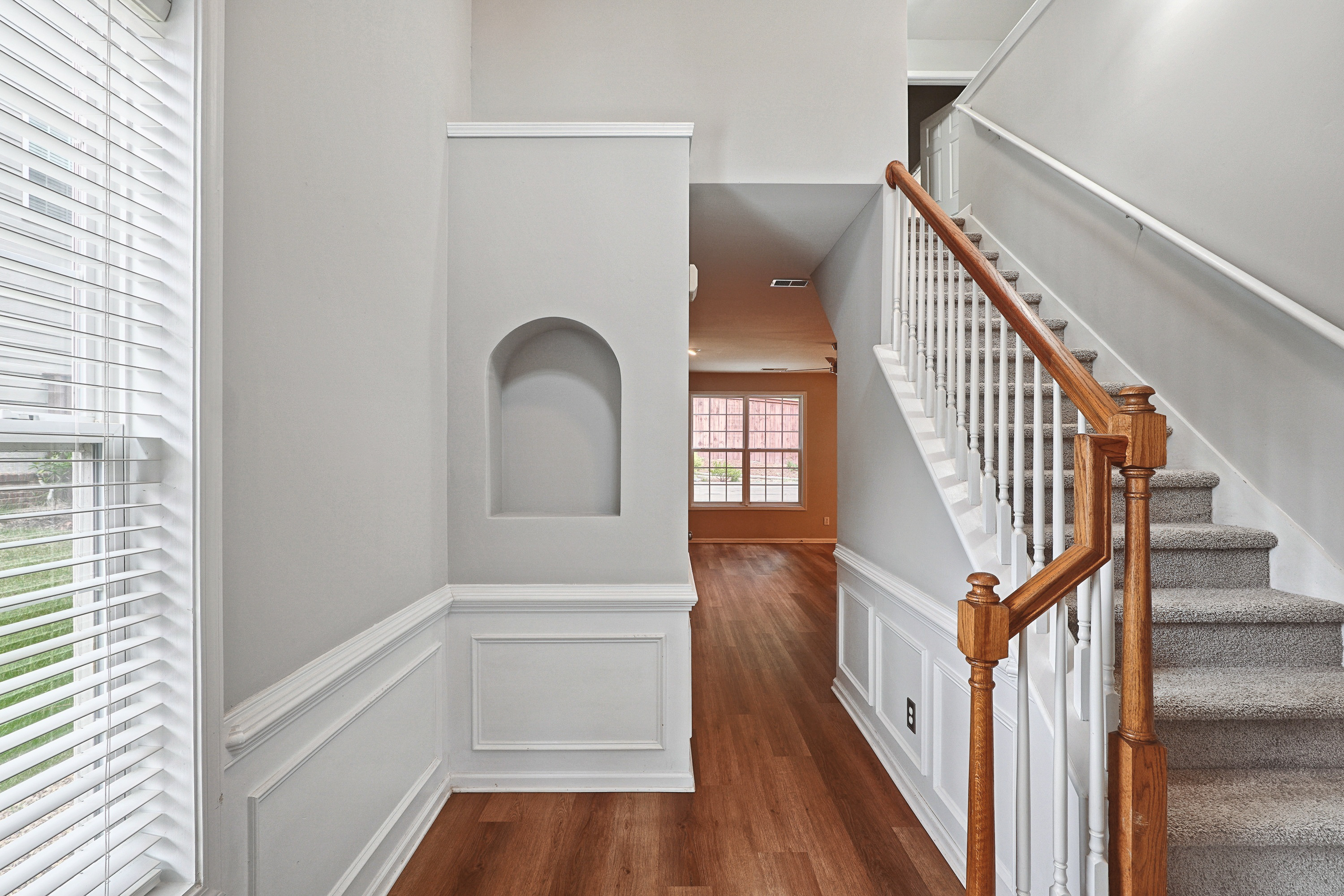 Photo 11 of 27 of 5659 Chatham Cir, Norcross, GA