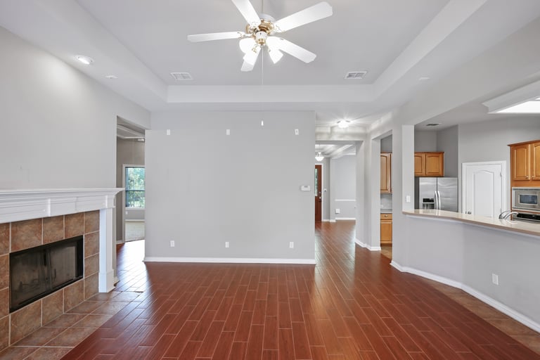 Photo 15 of 27 - 8601 Olmstead Ter, North Richland Hills, TX 76180