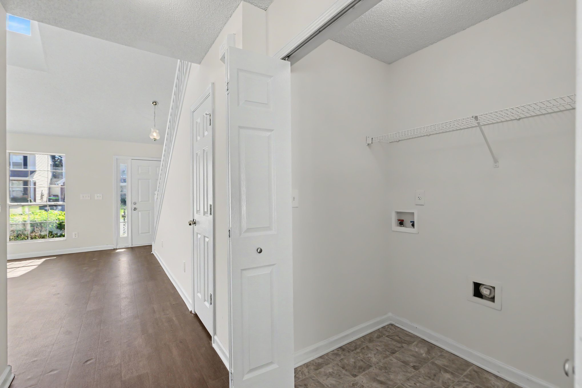 Photo 19 of 23 of 4131 Ravenwood Ct, Union City, GA