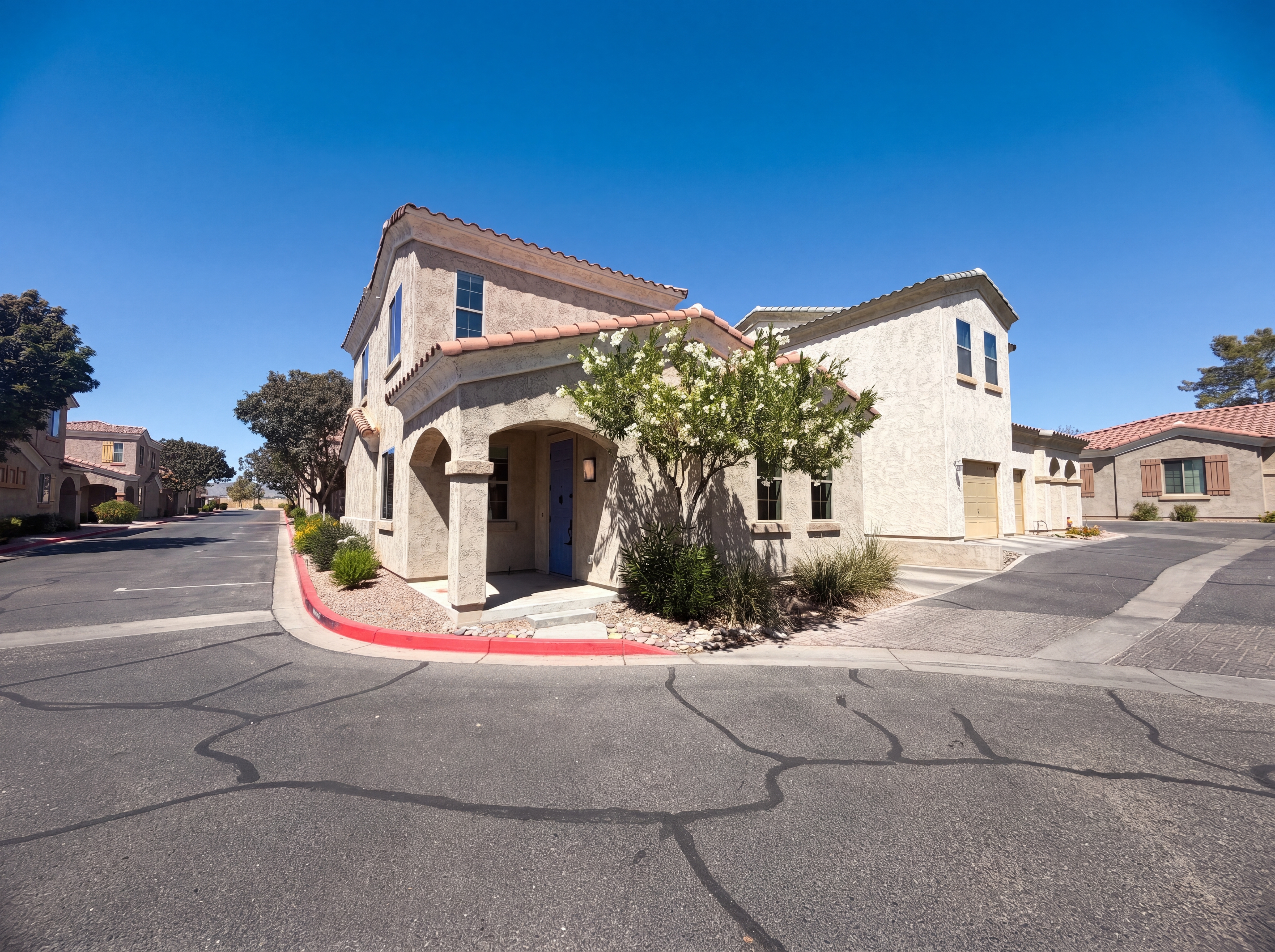 Photo 15 of 18 of 1729 S Desert View Pl, Apache Junction, AZ
