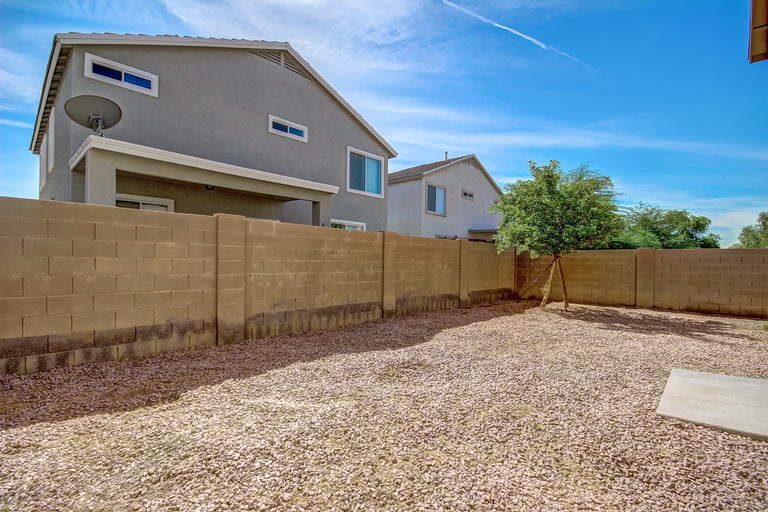 Photo 24 of 24 - 4233 W Irwin Ave, Phoenix, AZ 85041