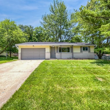 Property photo 1 of 3344 Southwest Dr