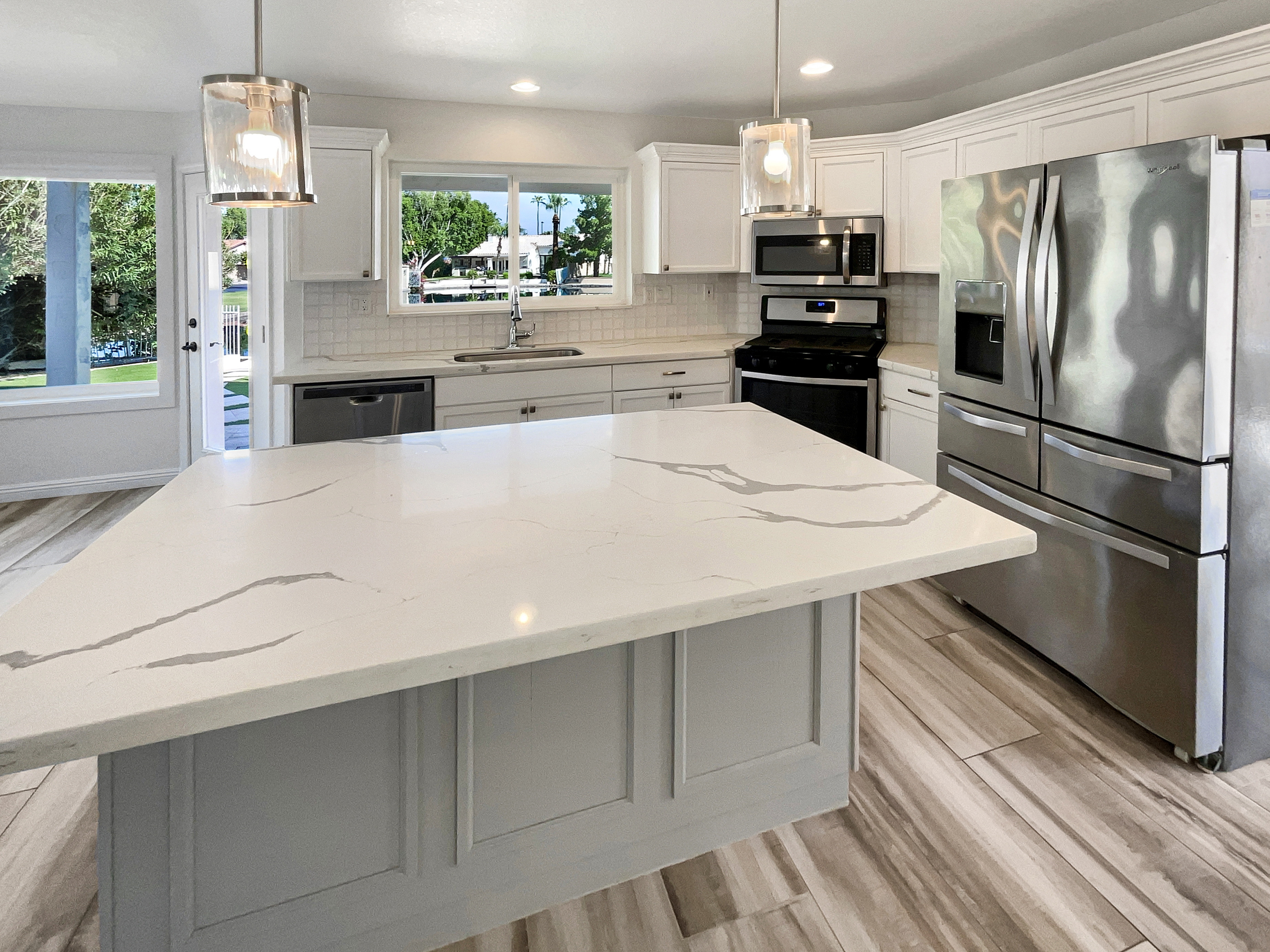 Photo 6 of 30 of 413 S Lake Mirage Dr, Gilbert, AZ