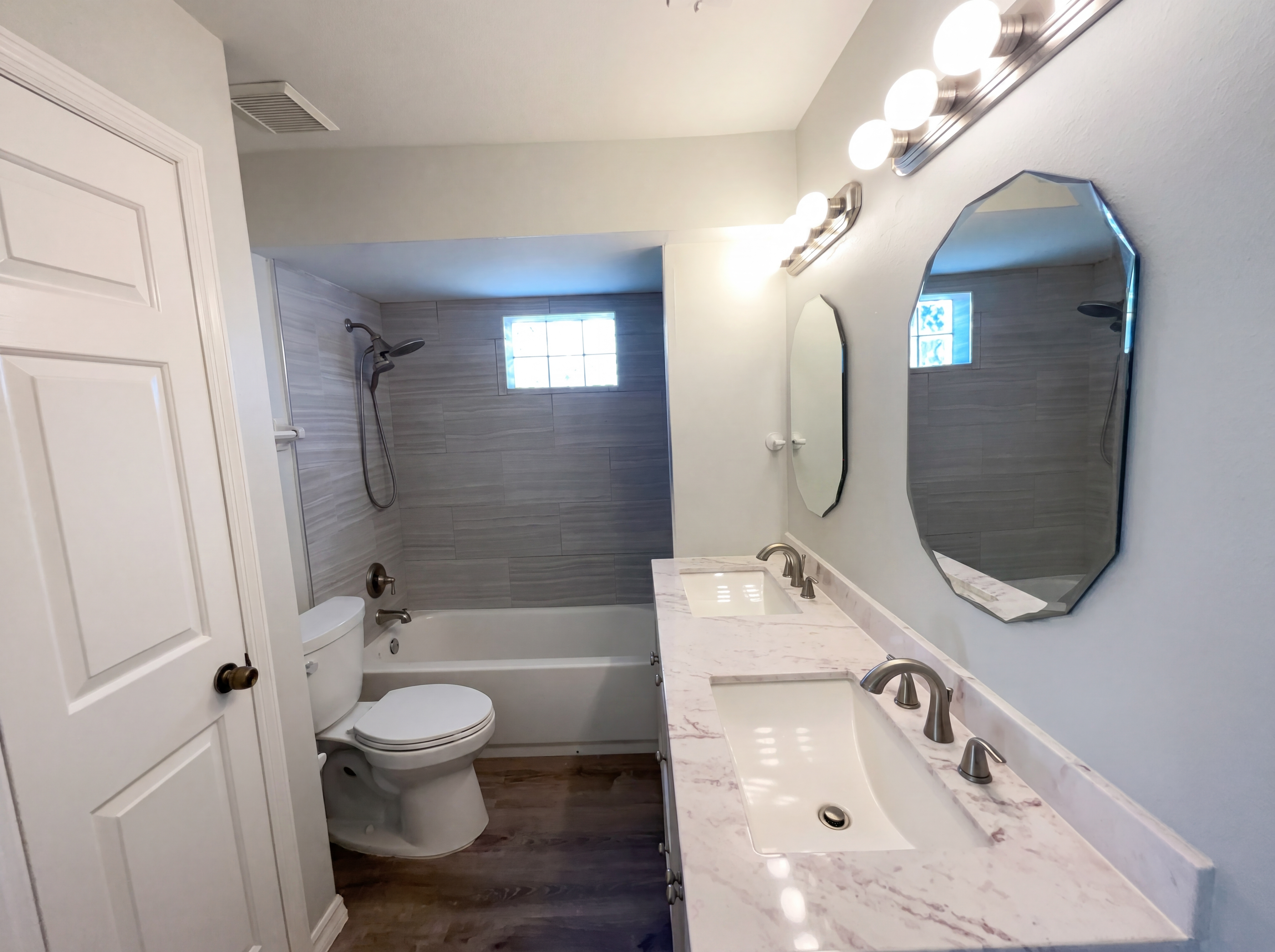 Photo 12 of 25 of 780 Olympic Cir, Ocoee, FL