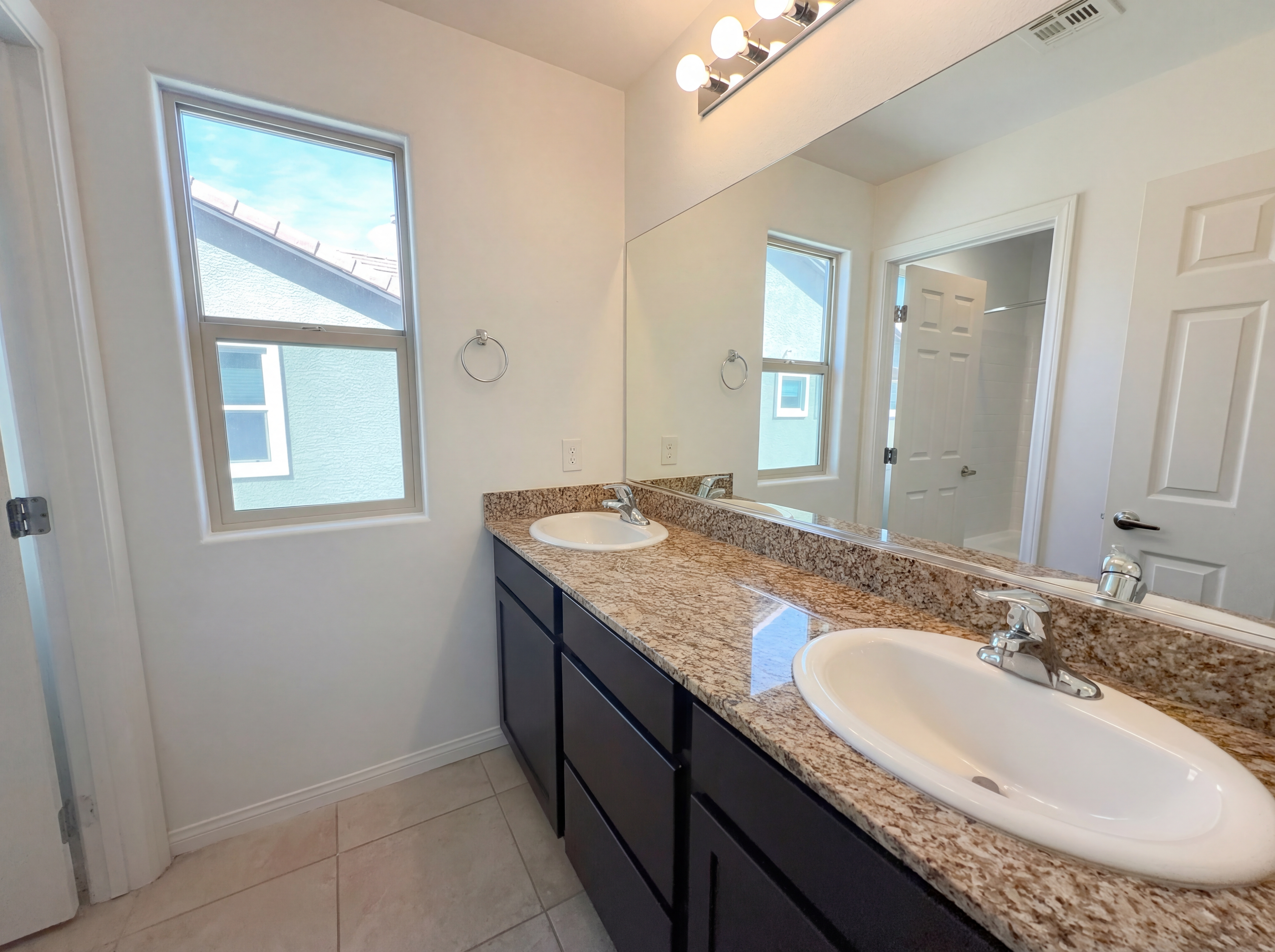 Photo 6 of 27 of 2289 Sky Island Dr, Henderson, NV