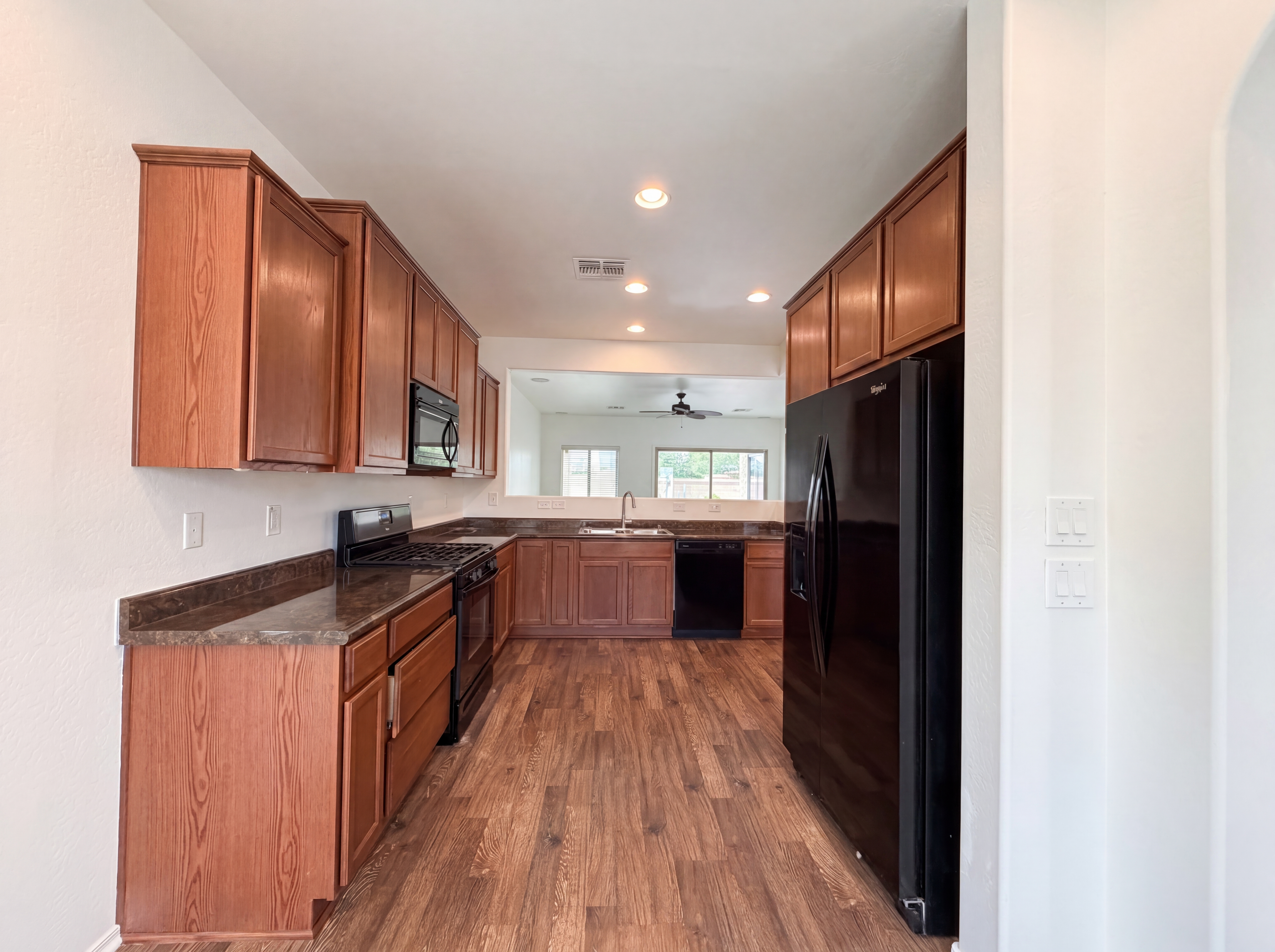 Photo 2 of 17 of 5458 W Montebello Way, Florence, AZ