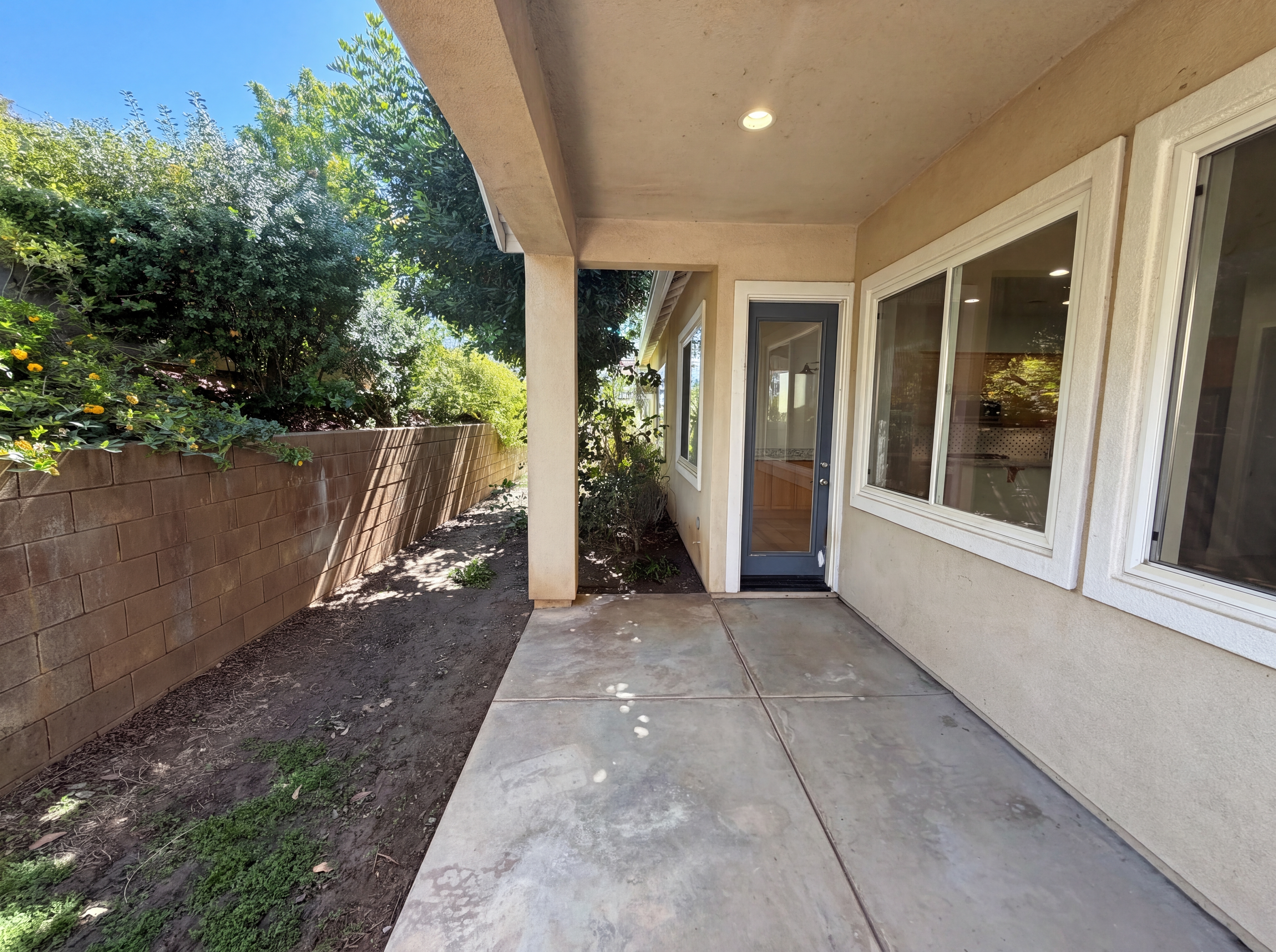 Photo 21 of 23 of 738 Flower St, Beaumont, CA