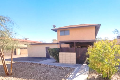 Photo 1 of 18 of 5097 Village Dr, Las Vegas, NV
