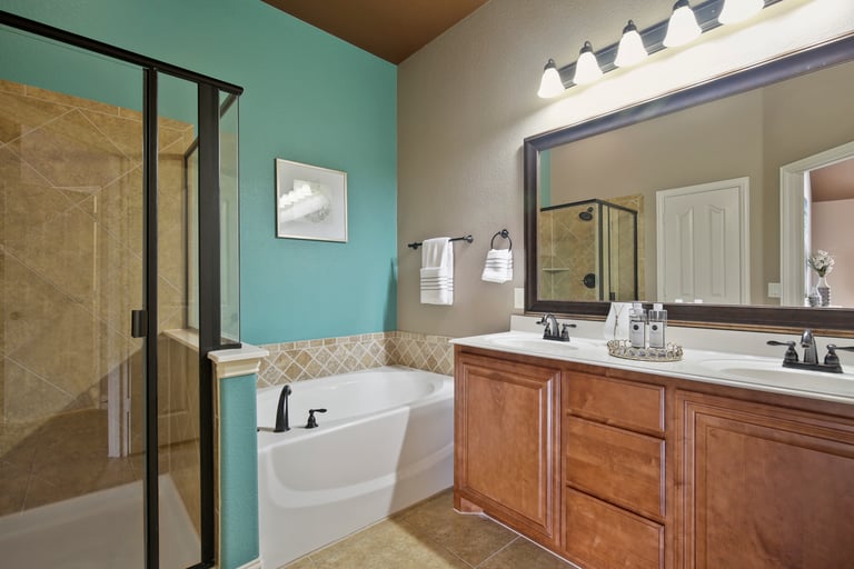 Photo 19 of 33 - 6605 Thistle Wood Dr, Midlothian, TX 76065
