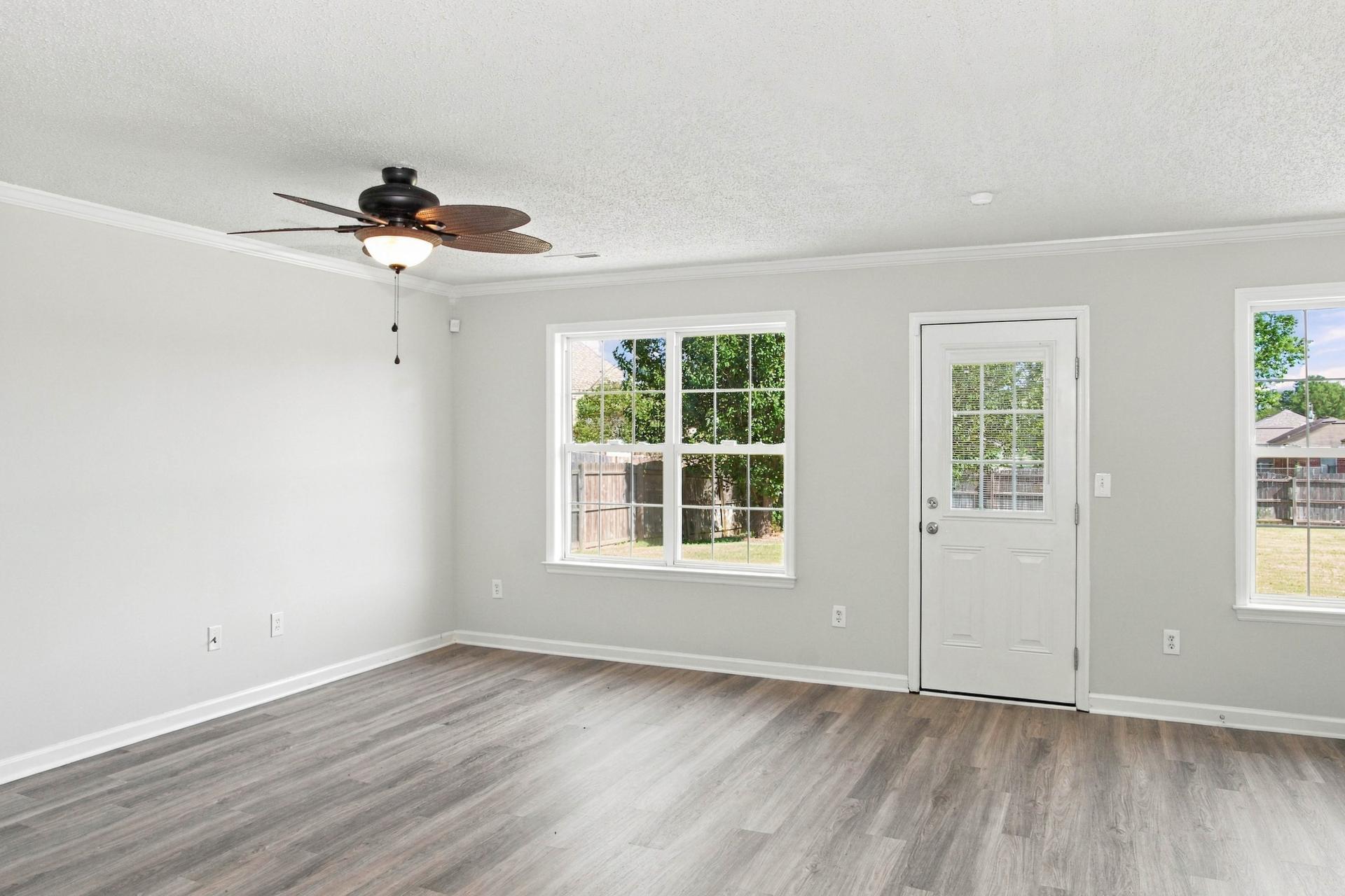 Photo 3 of 15 of 437 Shady Ln, Hazel Green, AL