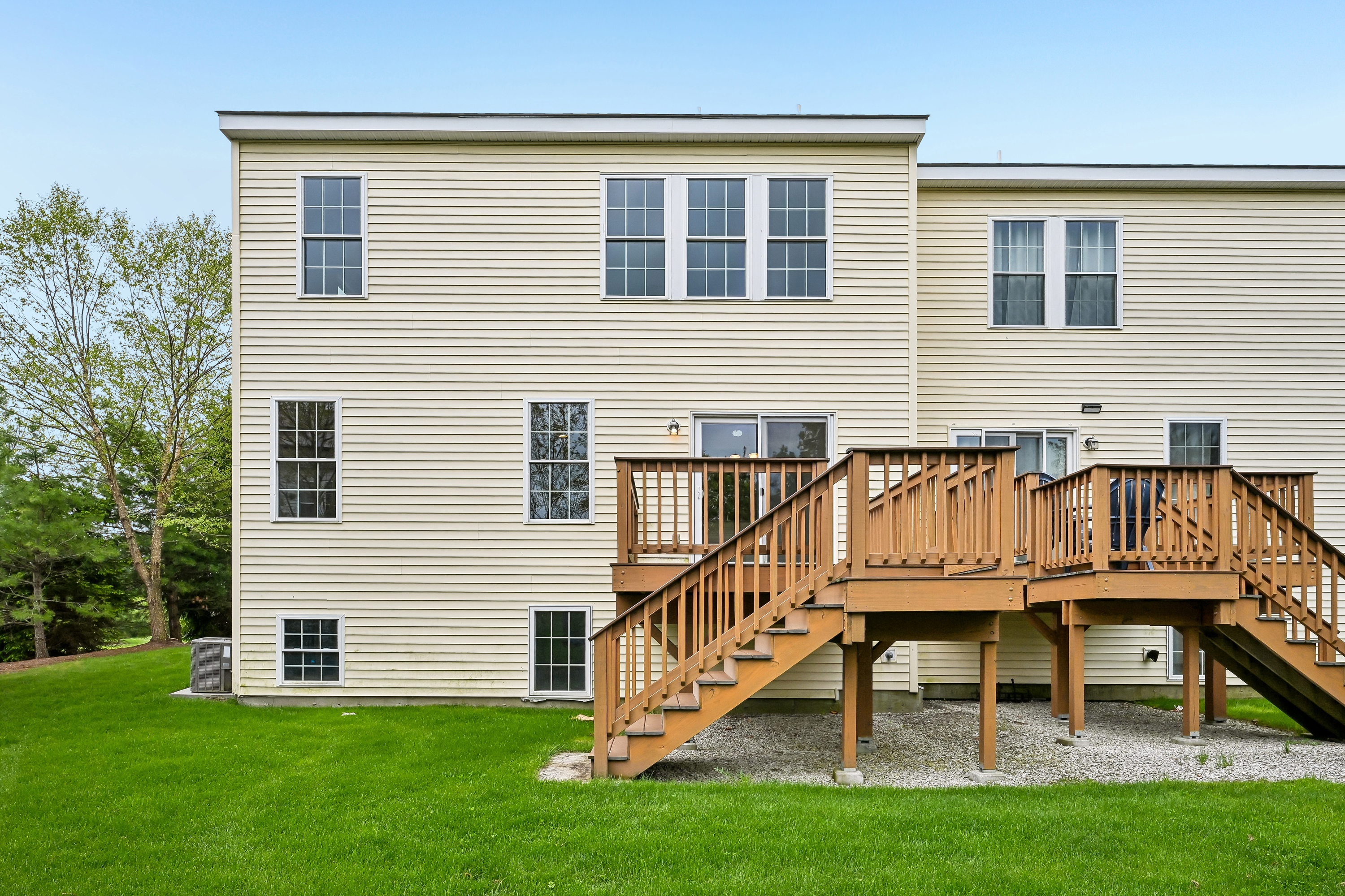 Photo 35 of 38 of 19 Crispwater Way, Hopkinton, MA