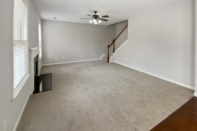 Property photo 3 of 12981 Dartmore Cir