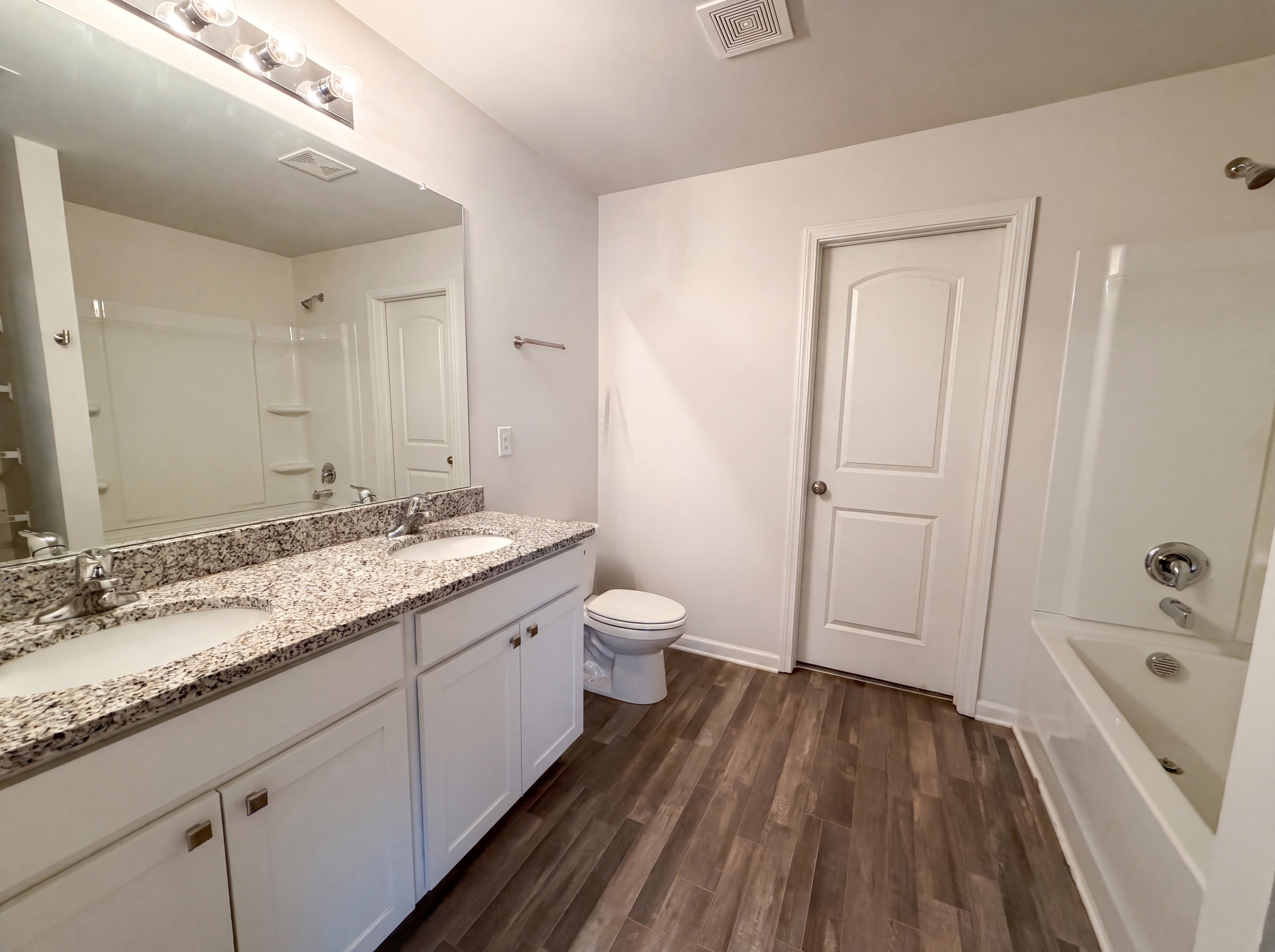 Photo 6 of 21 of 667 Farmstead Trl, Inman, SC