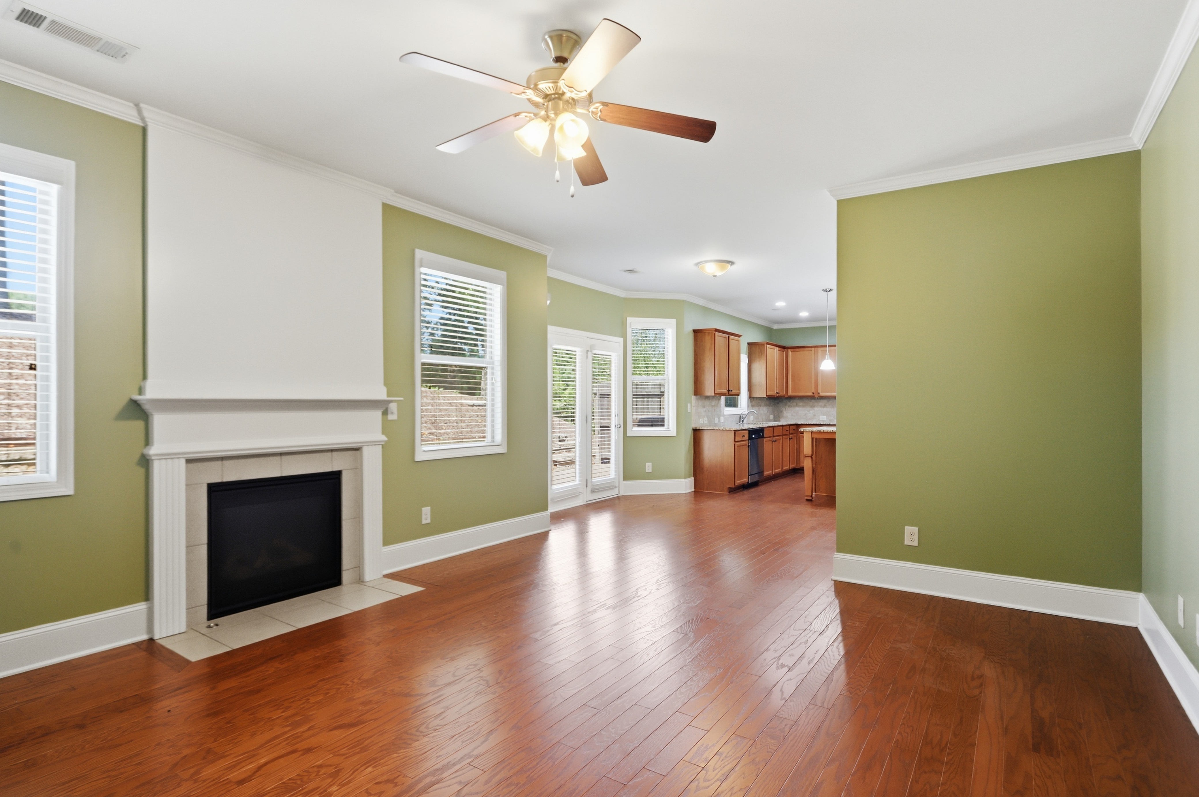 Photo 13 of 44 of 206 Providence Walk Ct, Canton, GA