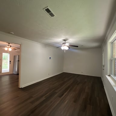 Property photo 3 of 226 Parliament Rd