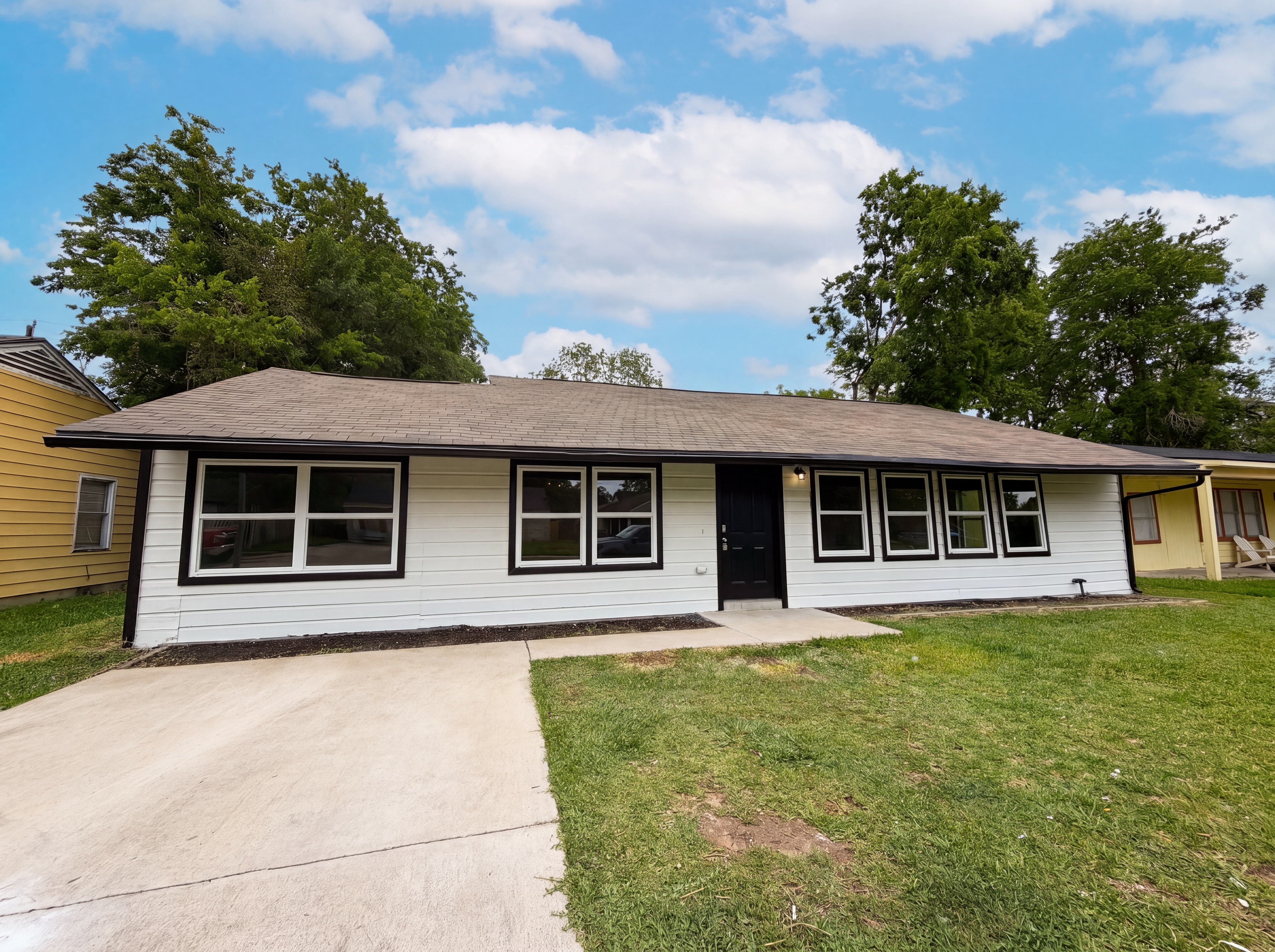 Photo 18 of 19 of 5935 Southseas St, Houston, TX