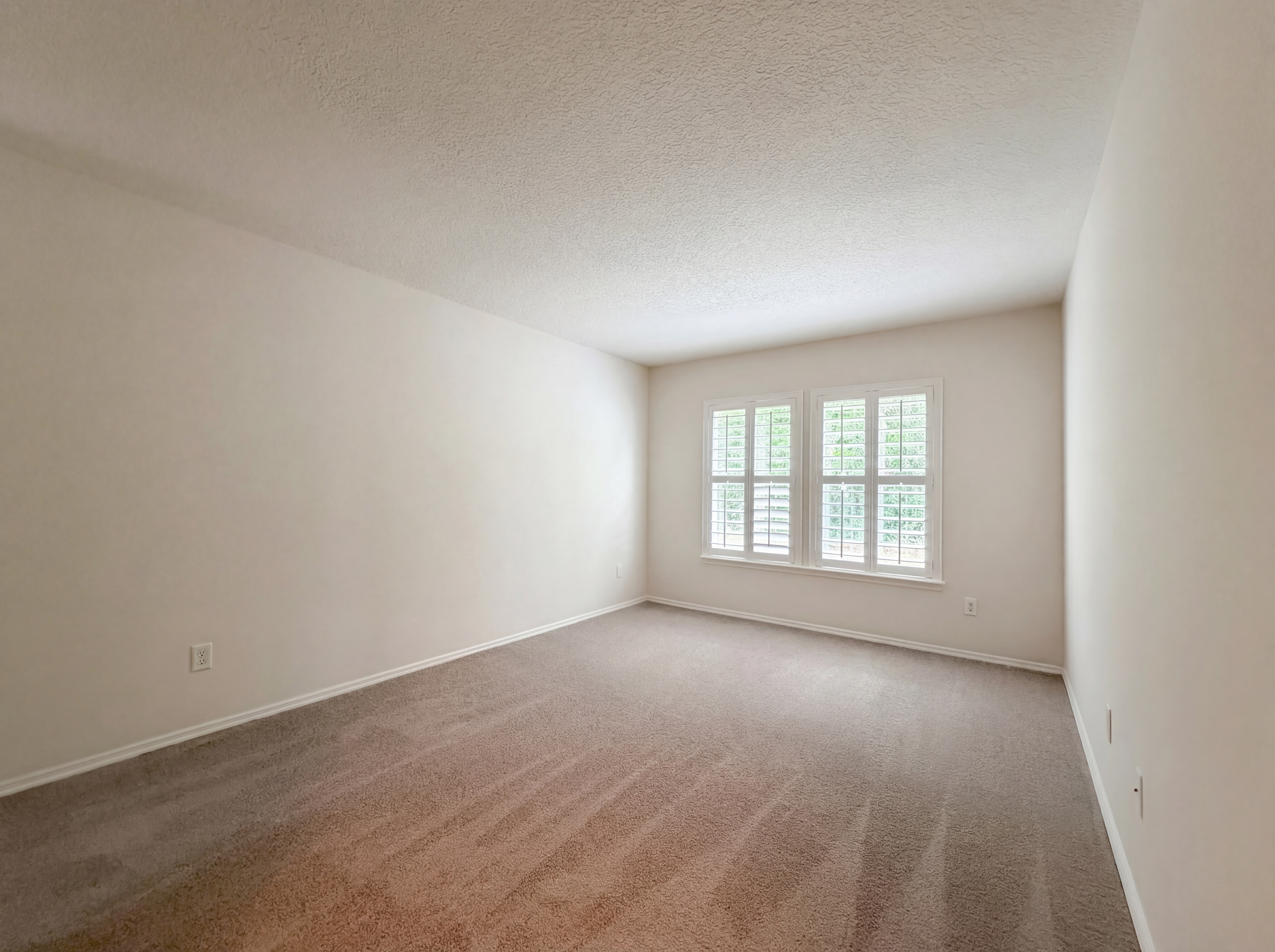 Photo 4 of 17 of 11862 Alexandra Dr, Jacksonville, FL