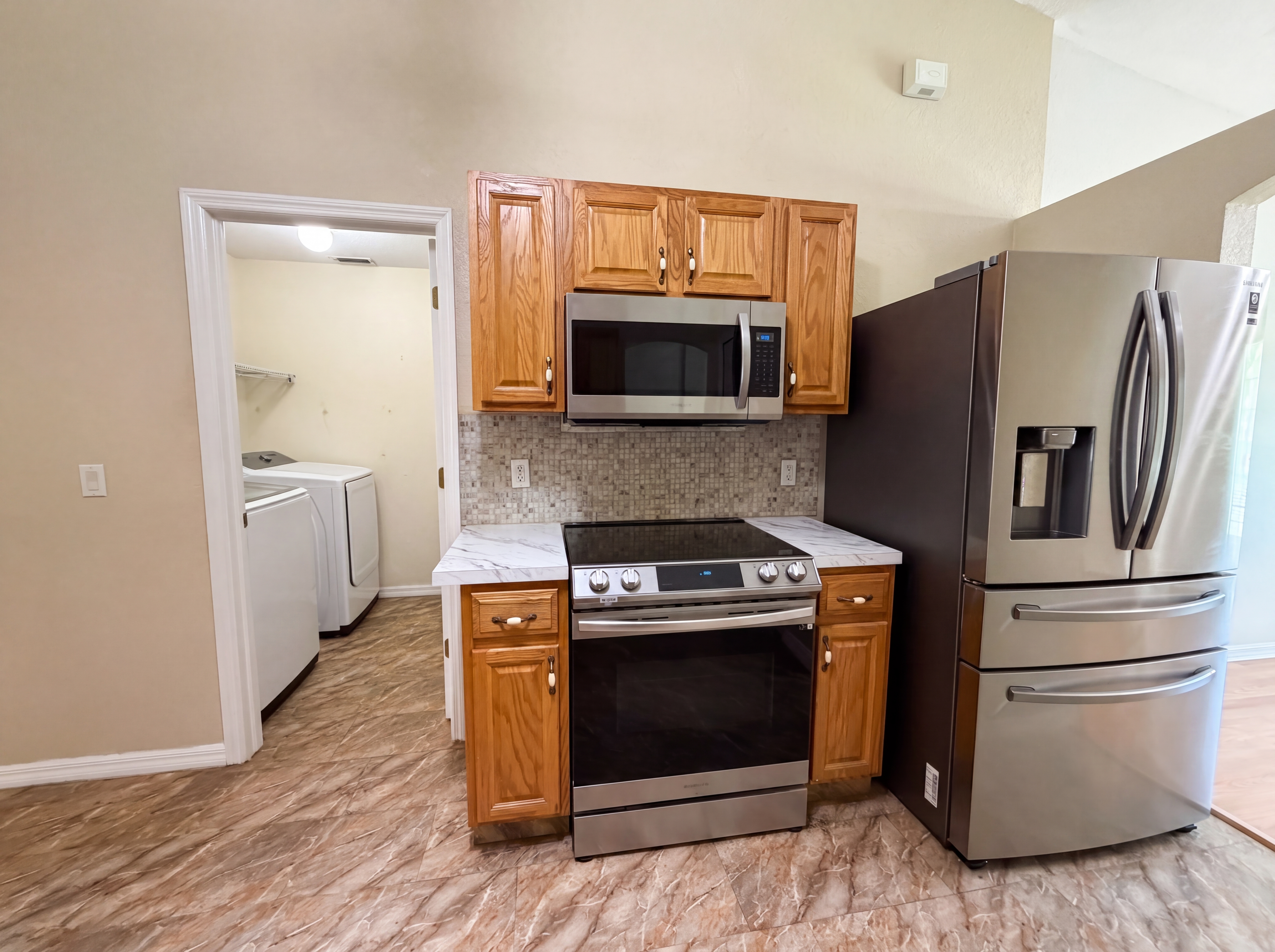 Photo 8 of 26 of 4790 Londel Ave, North Port, FL