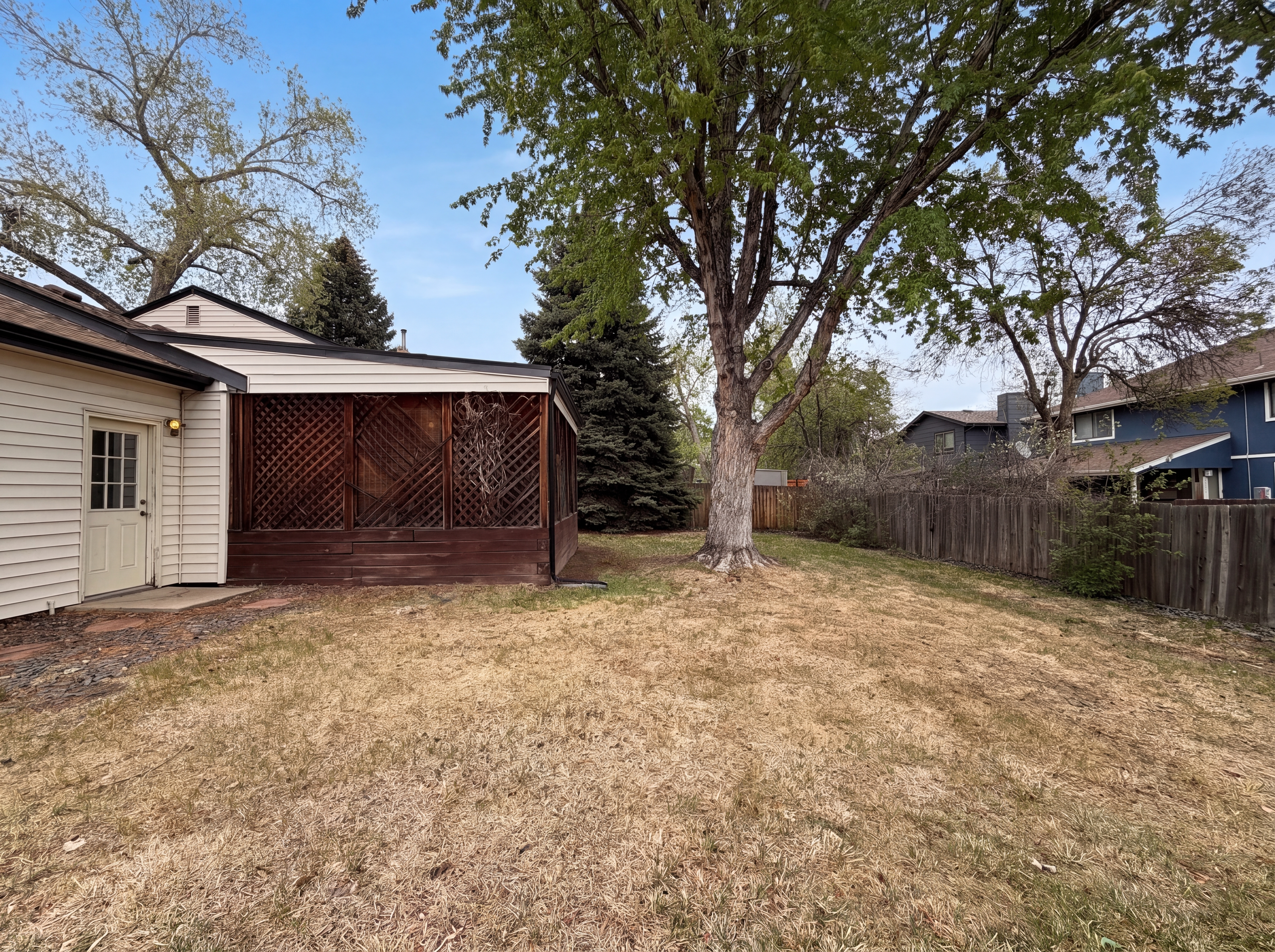 Photo 34 of 42 of 2114 S Eagle Ct, Aurora, CO