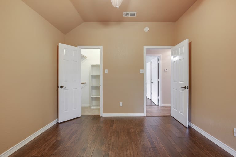 Photo 20 of 26 - 9 Red Oak Ct, Mansfield, TX 76063