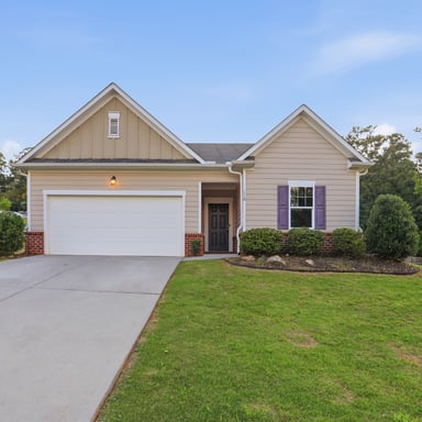 Property photo 1 of 118 Sorrento Dr NW