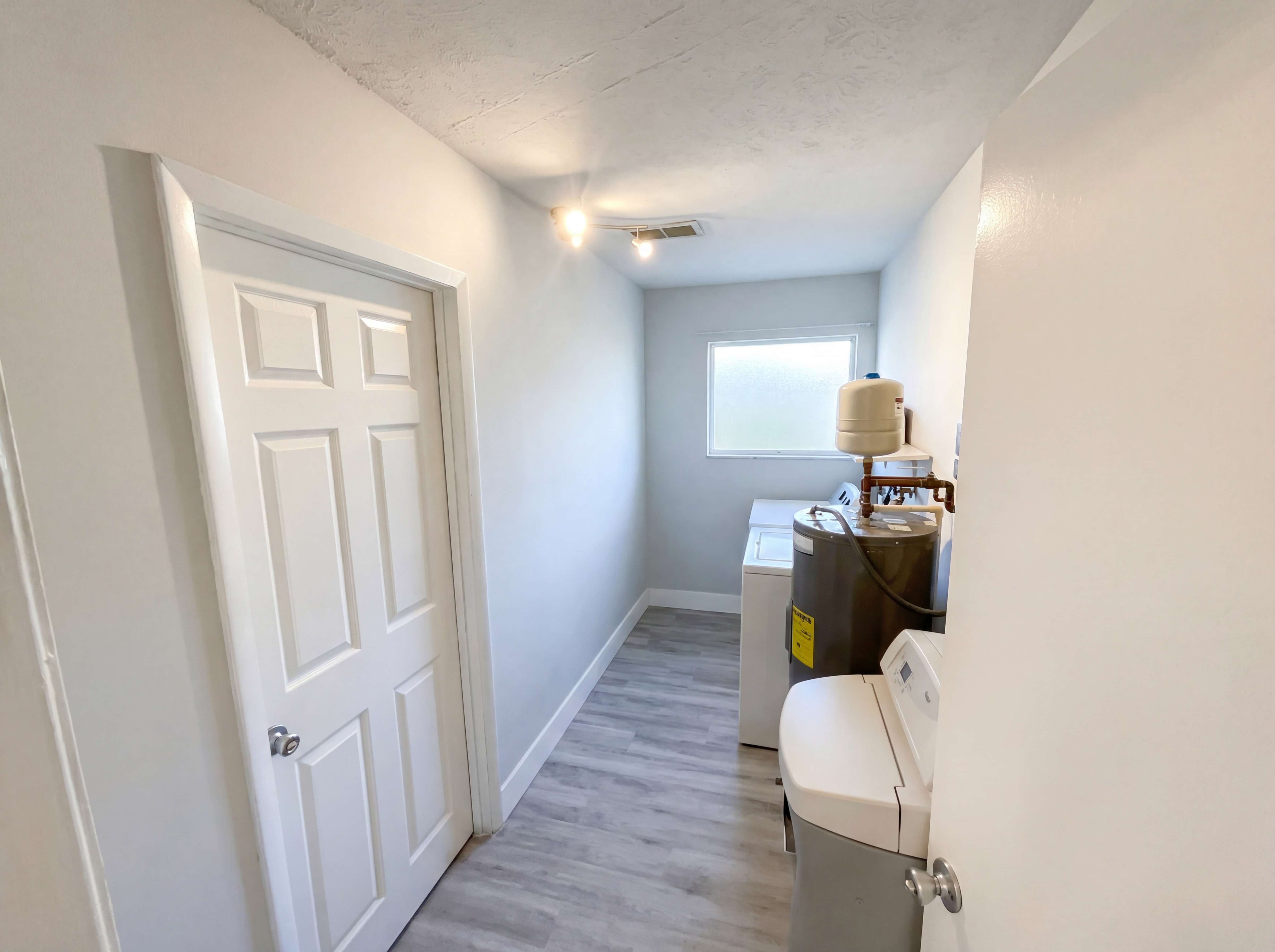 Photo 13 of 21 of 2079 SW Kimberly Ave, Port Saint Lucie, FL