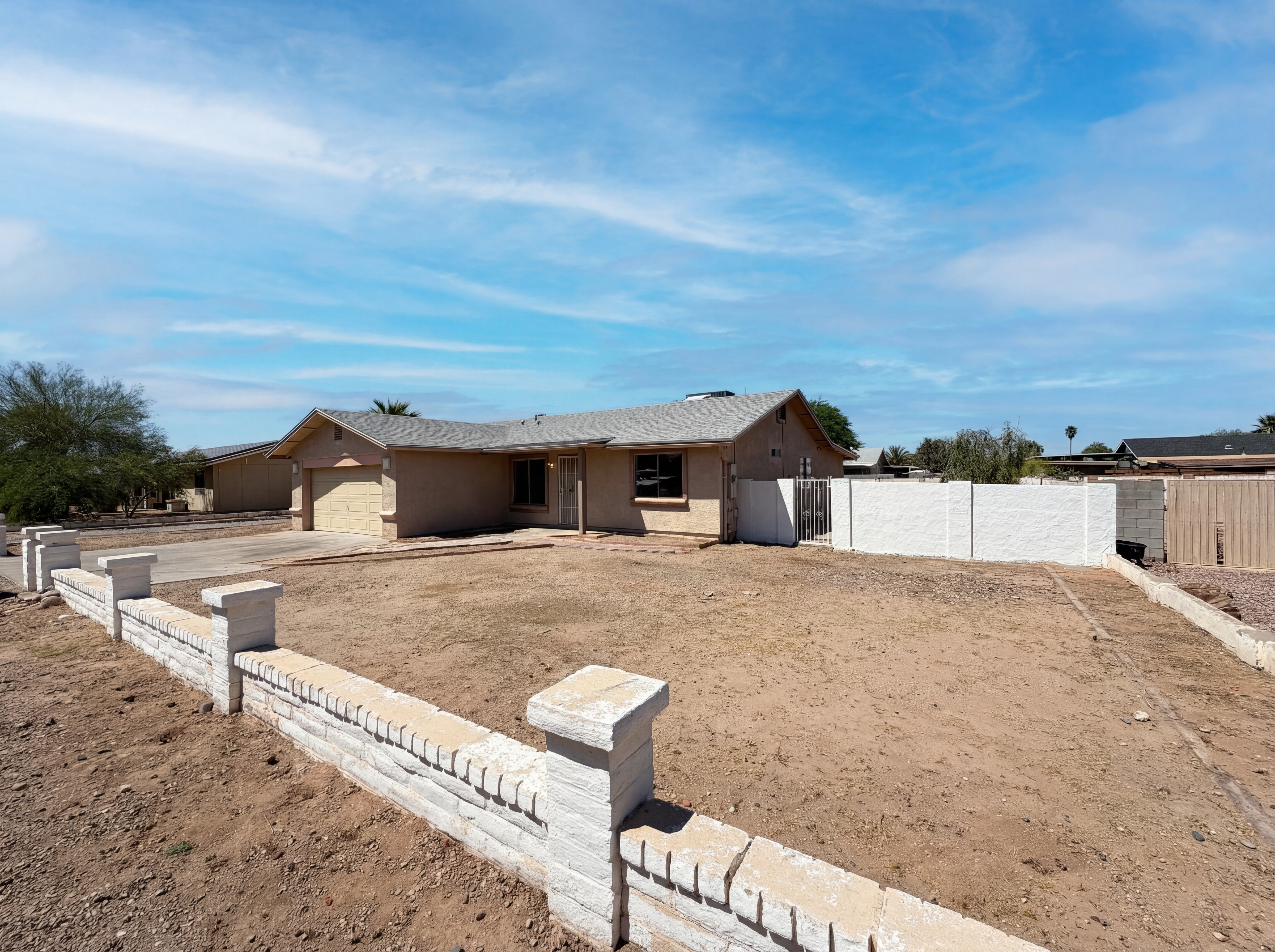Photo 7 of 30 of 13138 W Sierra Vista Dr, Glendale, AZ