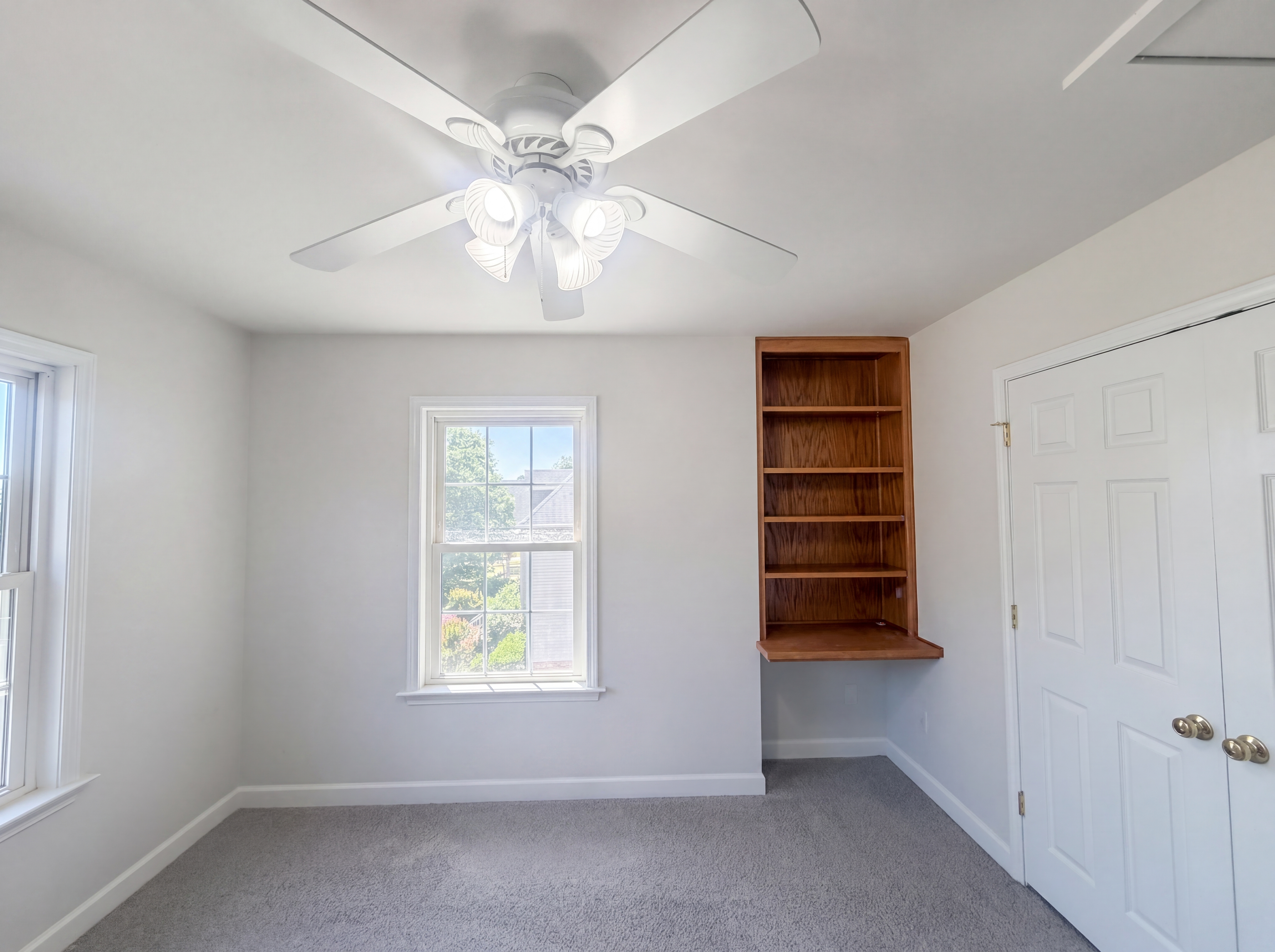 Photo 18 of 33 of 6120 Tennyson Dr, Kernersville, NC