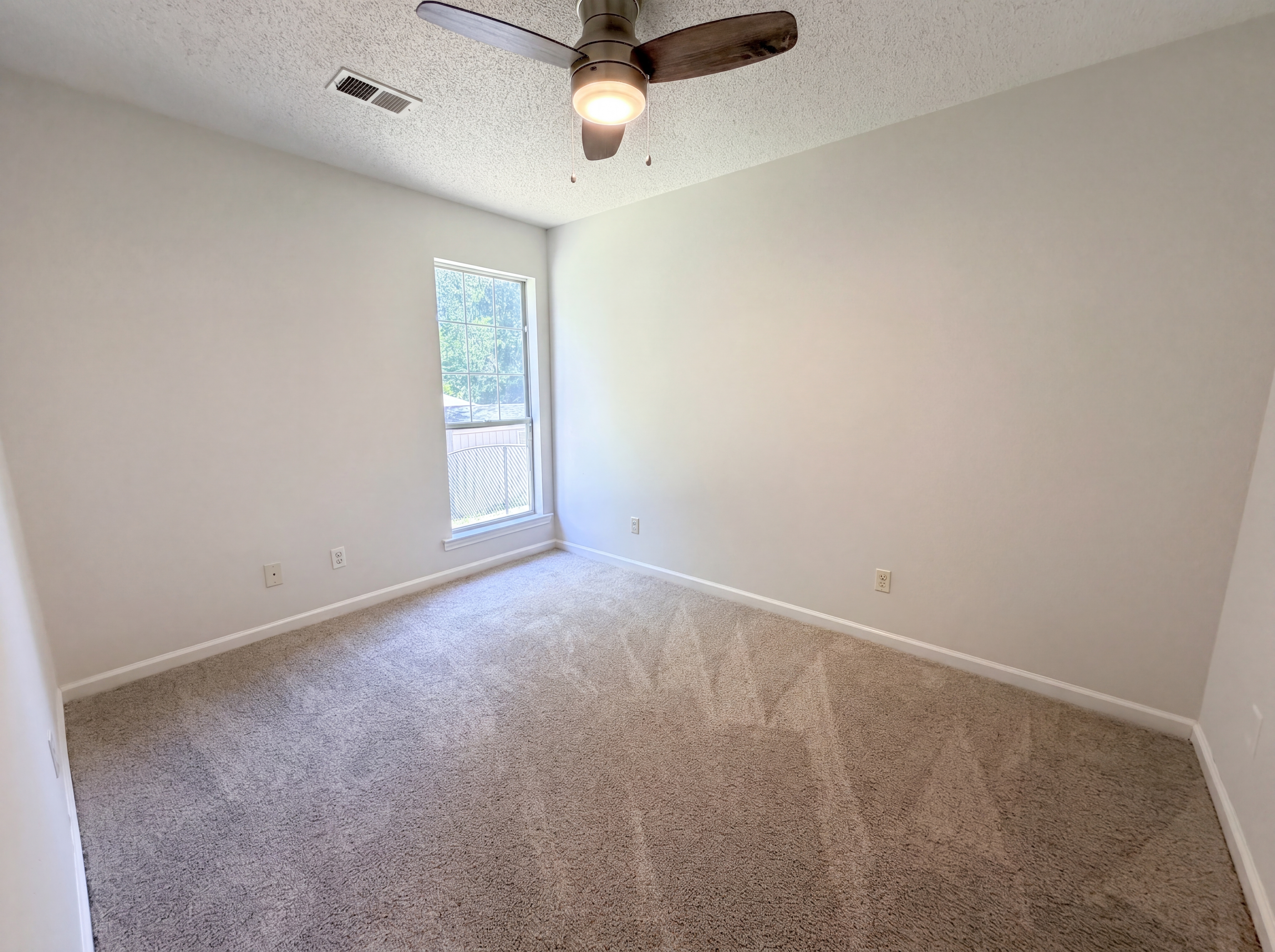 Photo 6 of 16 of 109 King Valley Rd, Pelham, AL