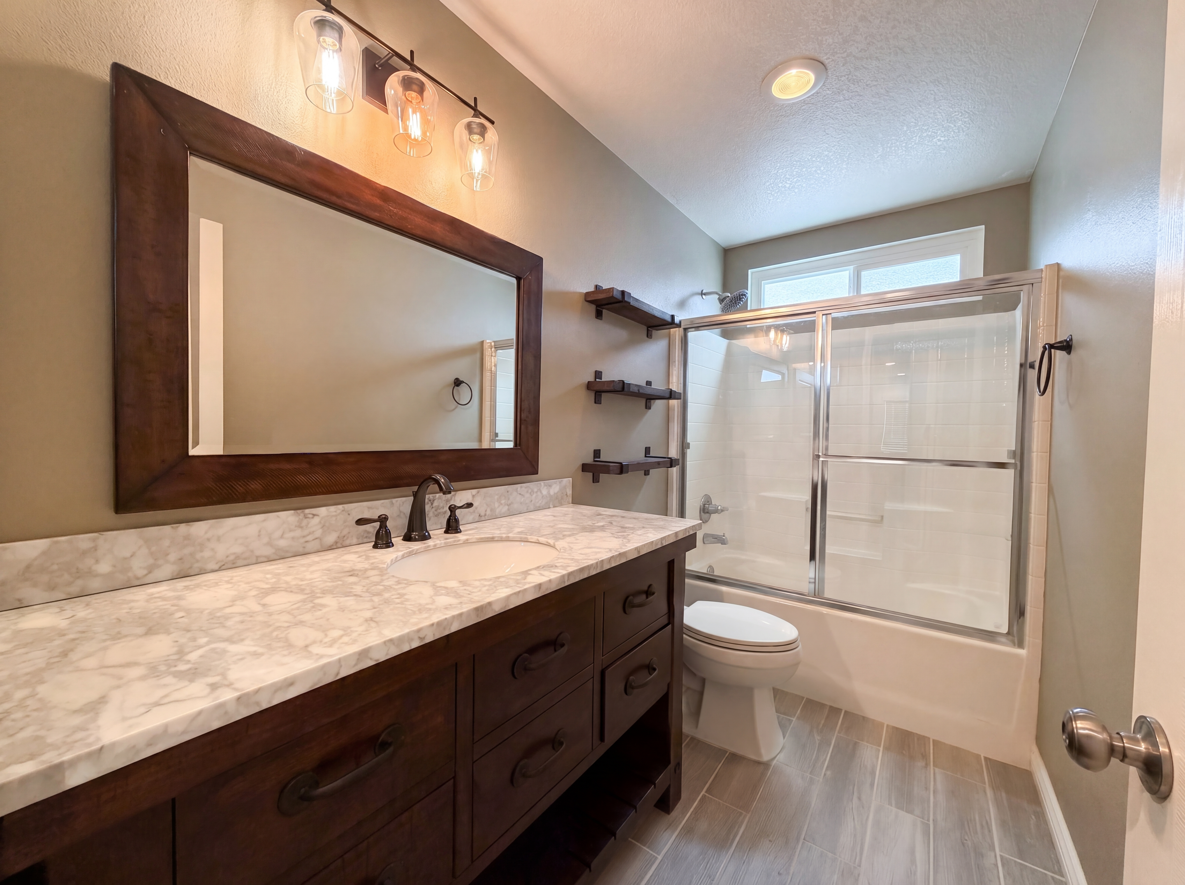 Photo 15 of 28 of 28441 Silverking Trl, Santa Clarita, CA