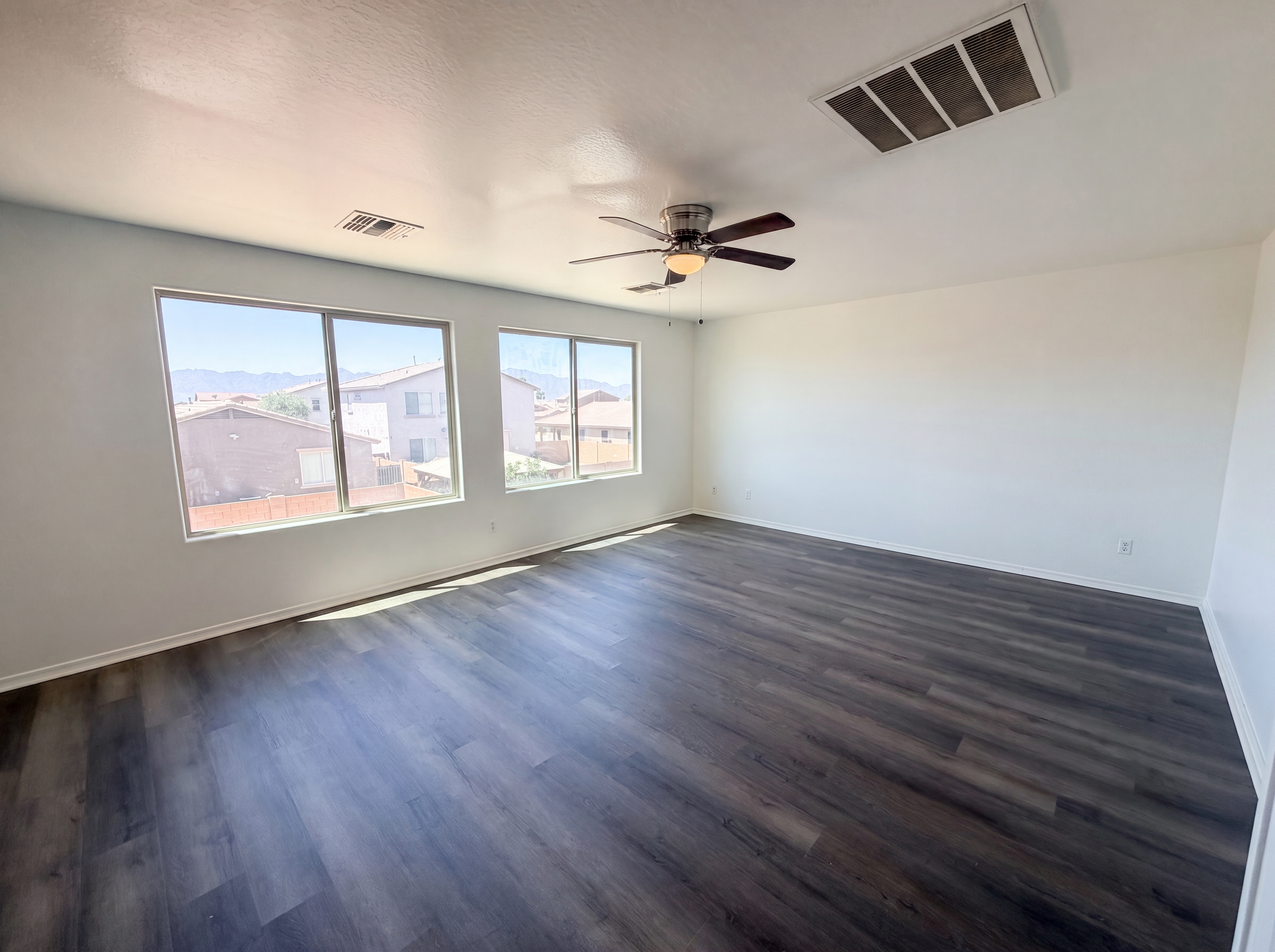 Photo 4 of 33 of 7411 W Alta Vista Rd, Laveen, AZ