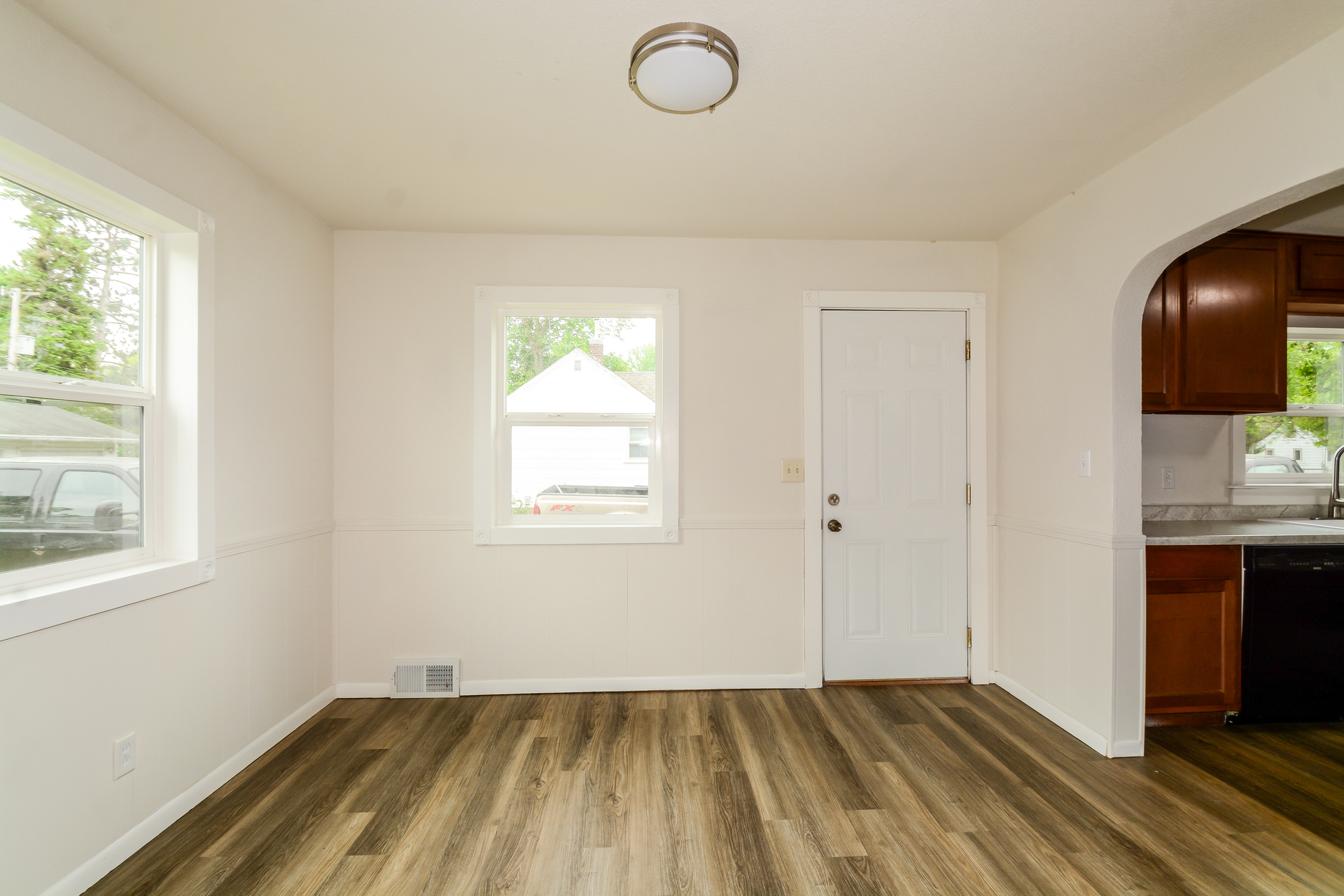 Photo 10 of 24 of 212 Wood St S, Mora, MN