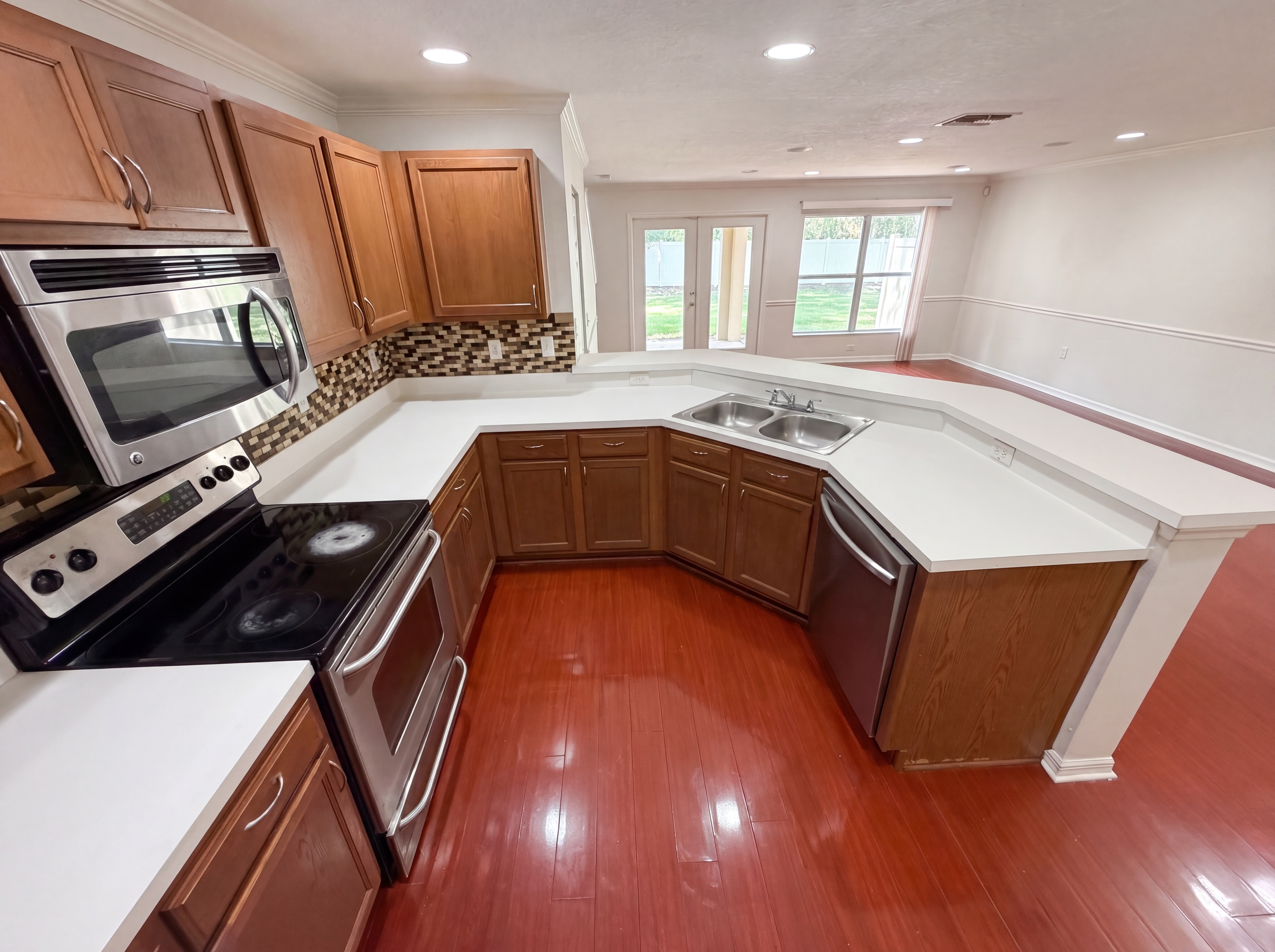 Photo 2 of 26 of 2972 Royal Tuscan Ln, Valrico, FL