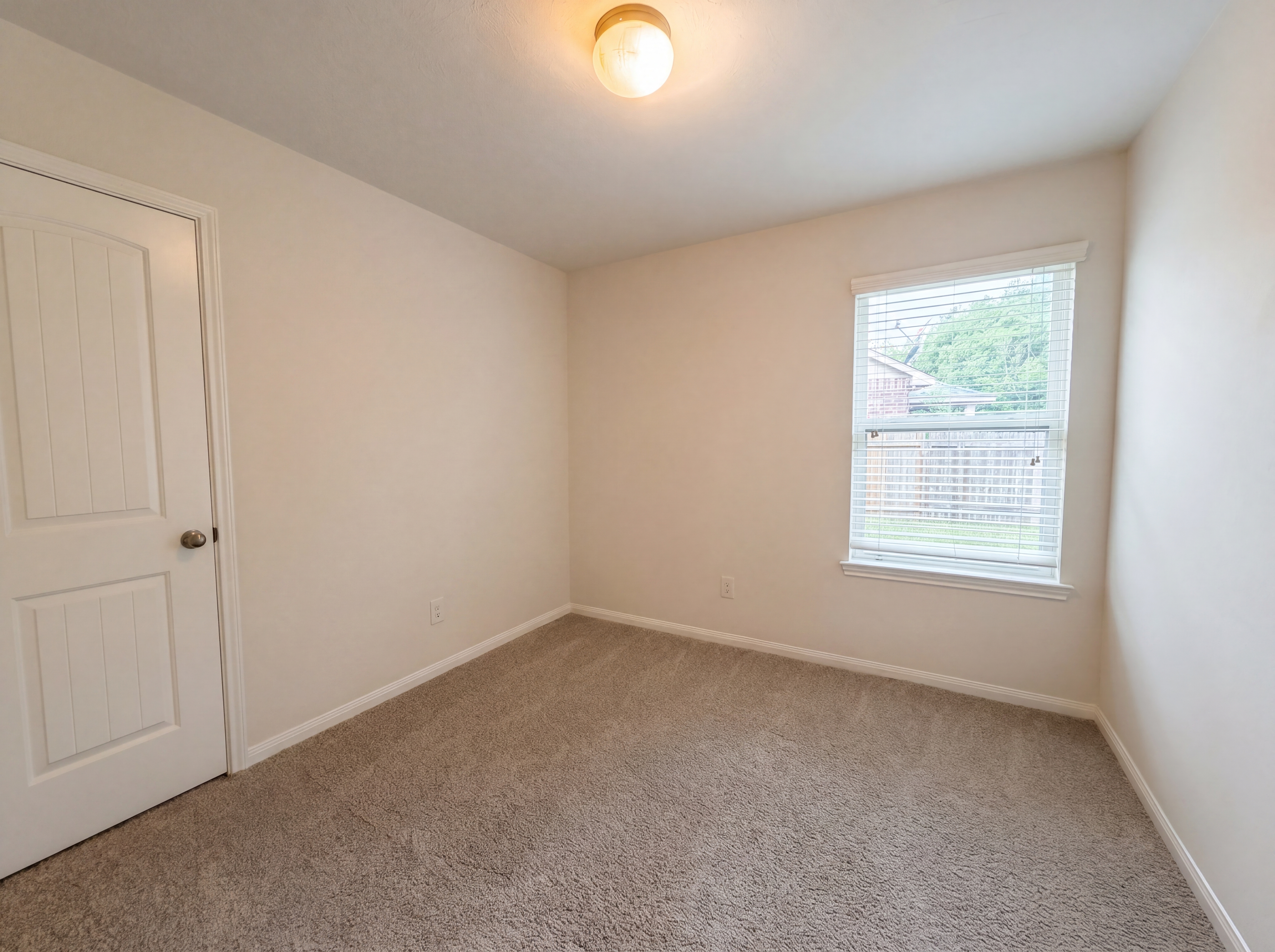Photo 13 of 21 of 21469 Hunter Hart Dr, Porter, TX