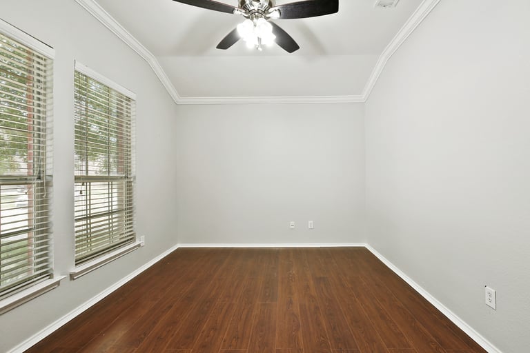 Photo 6 of 26 - 1704 Quail Grove Dr, Fort Worth, TX 76177