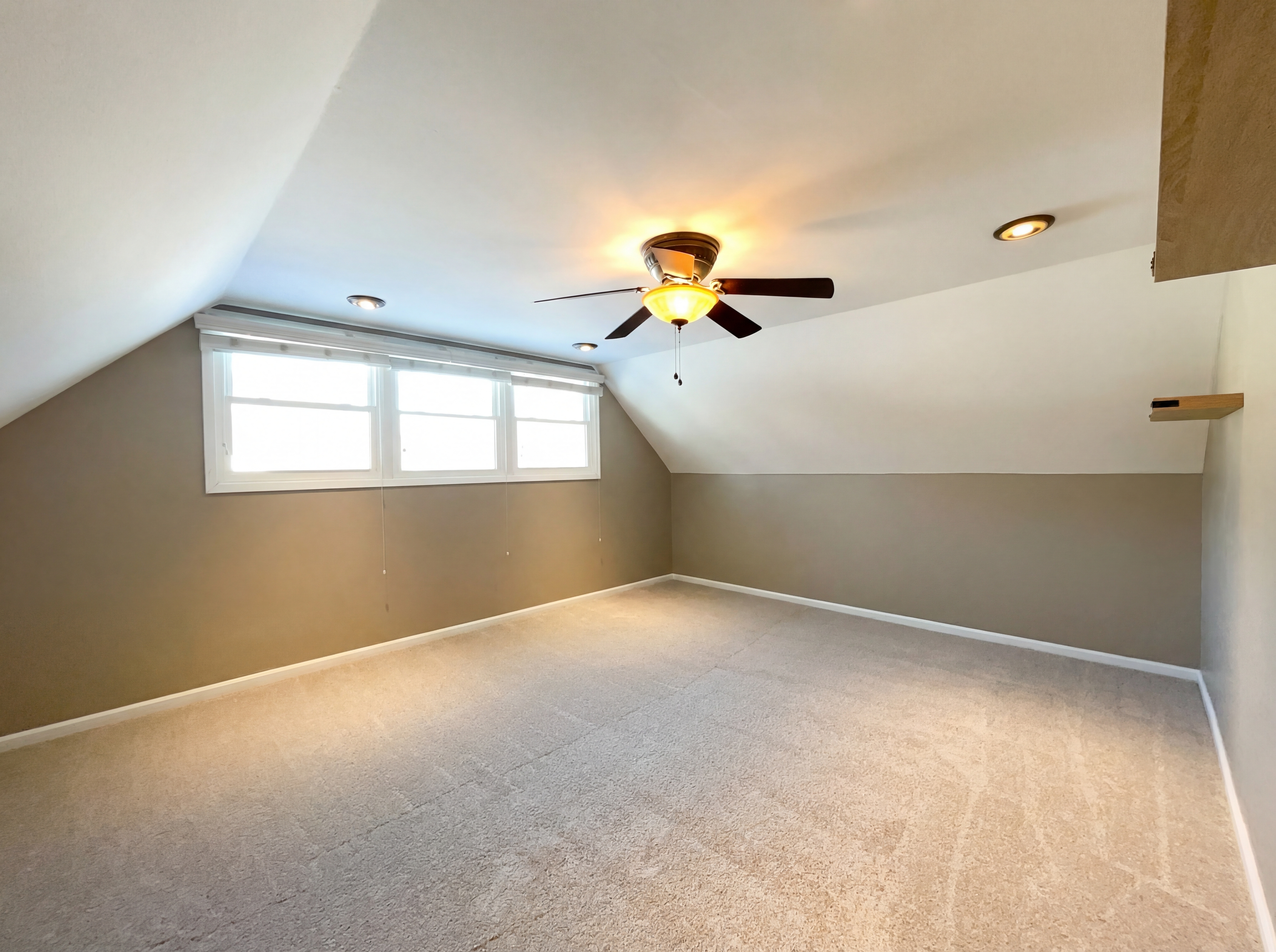 Photo 11 of 19 of 3512 Majestic Ln, Bowie, MD