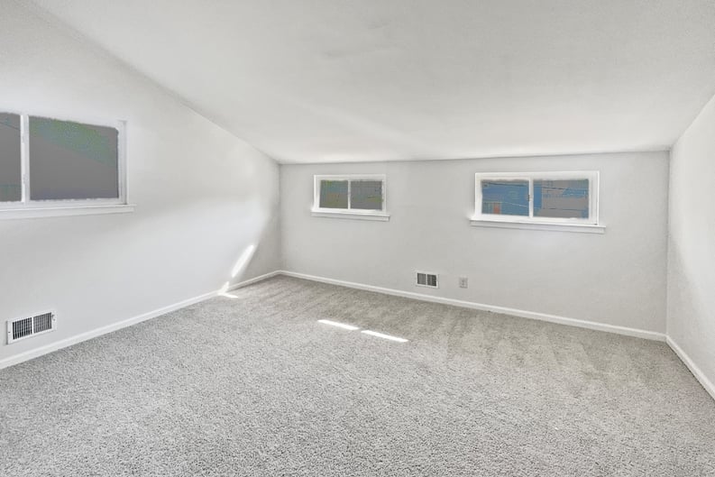 Property photo 3 of 78 Washington Ave