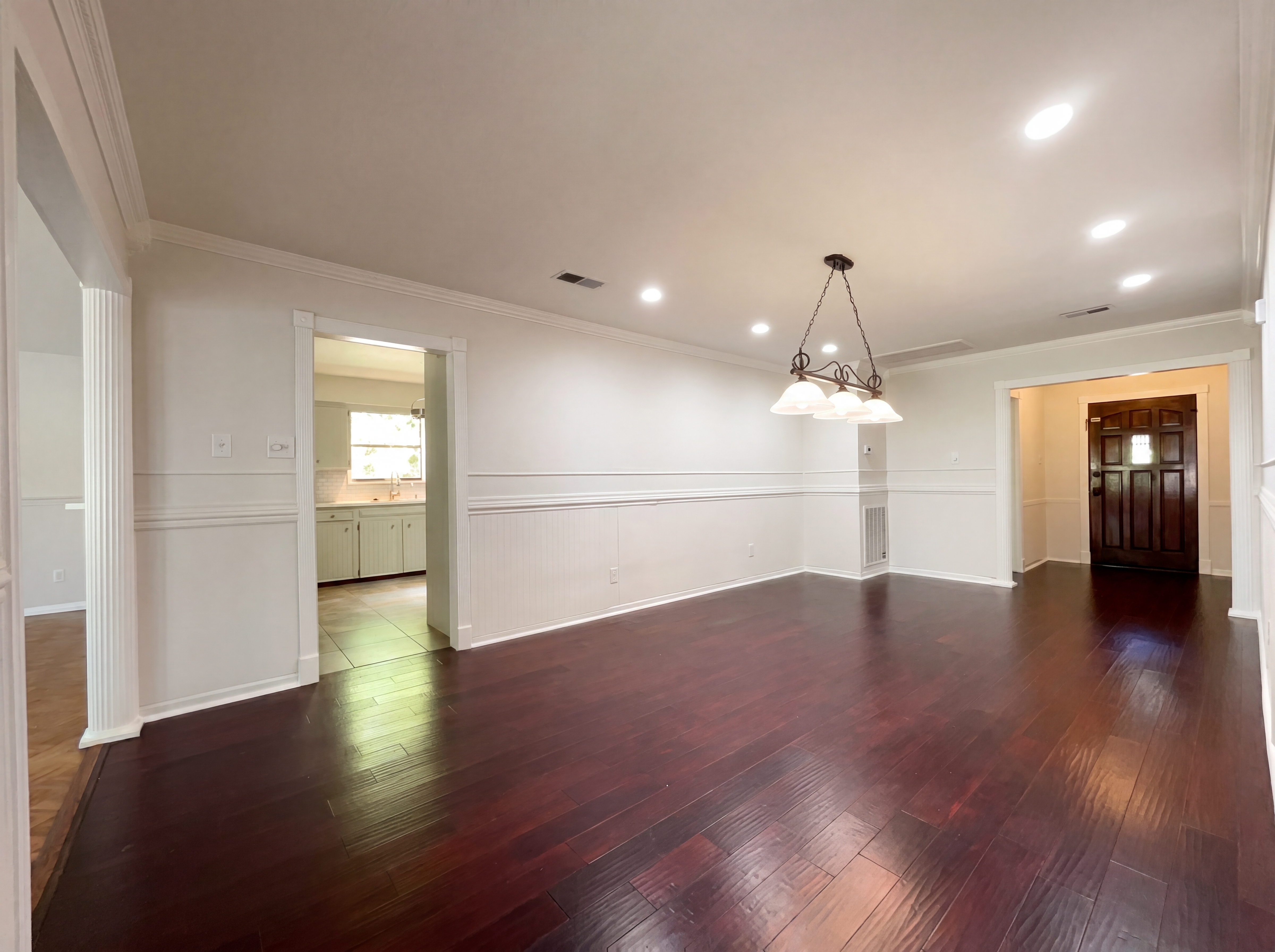 Photo 7 of 21 of 241 Greenbriar Dr, Livingston, TX