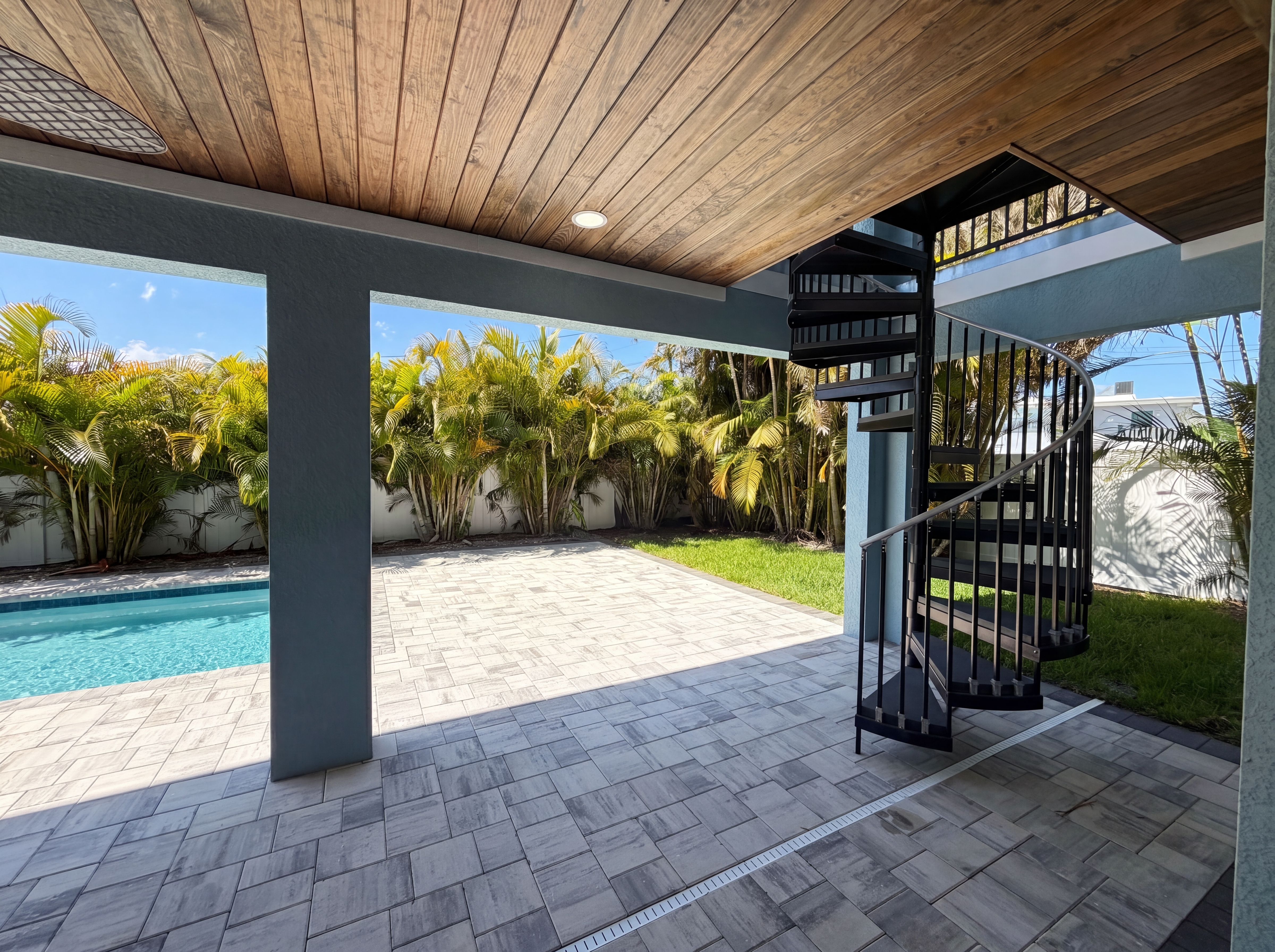 Photo 56 of 60 of 83 Palm Blvd, Dunedin, FL