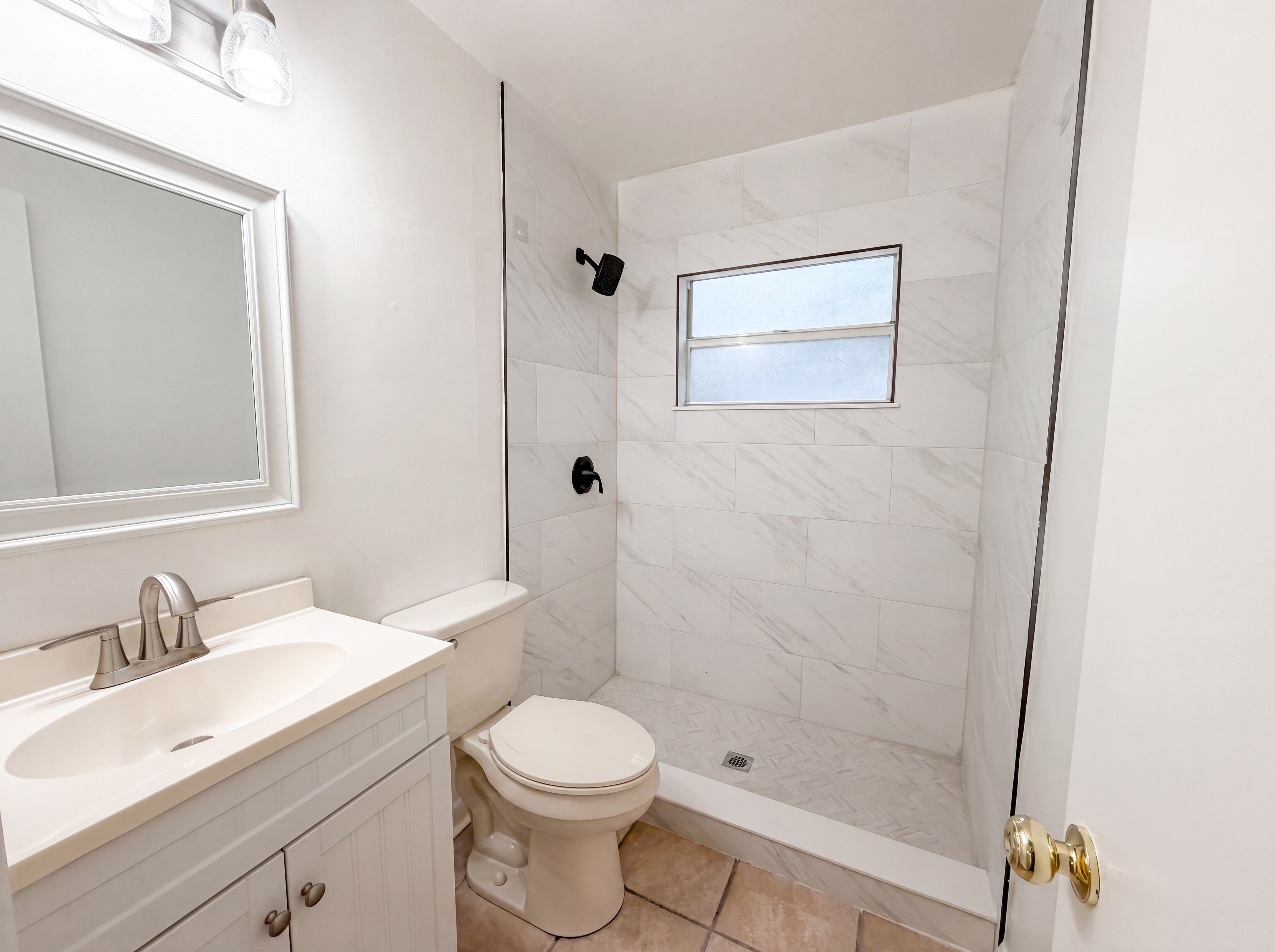 Photo 6 of 17 of 626 S 67th St, Tampa, FL