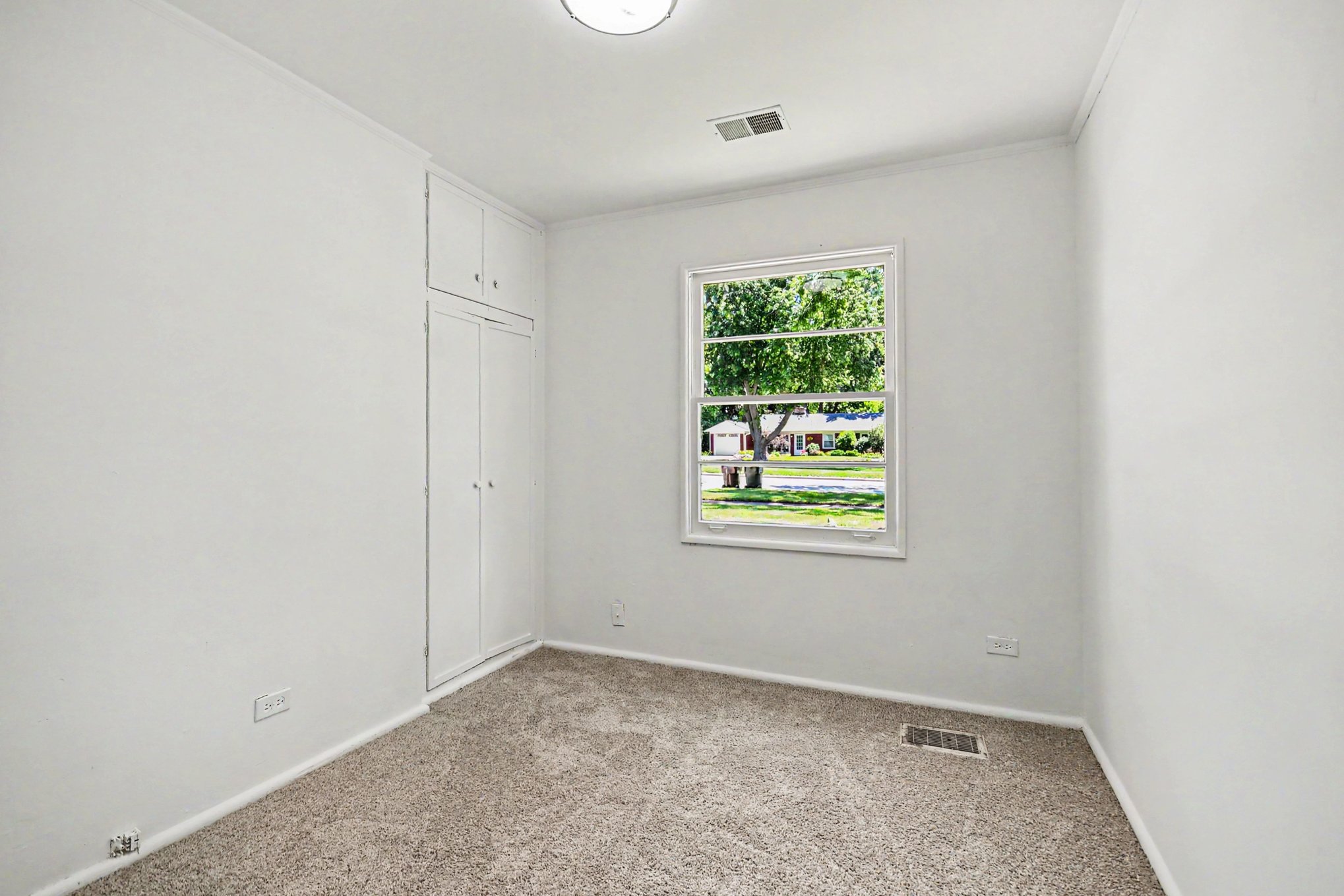 Photo 10 of 15 of 322 Indianwood Blvd, Park Forest, IL