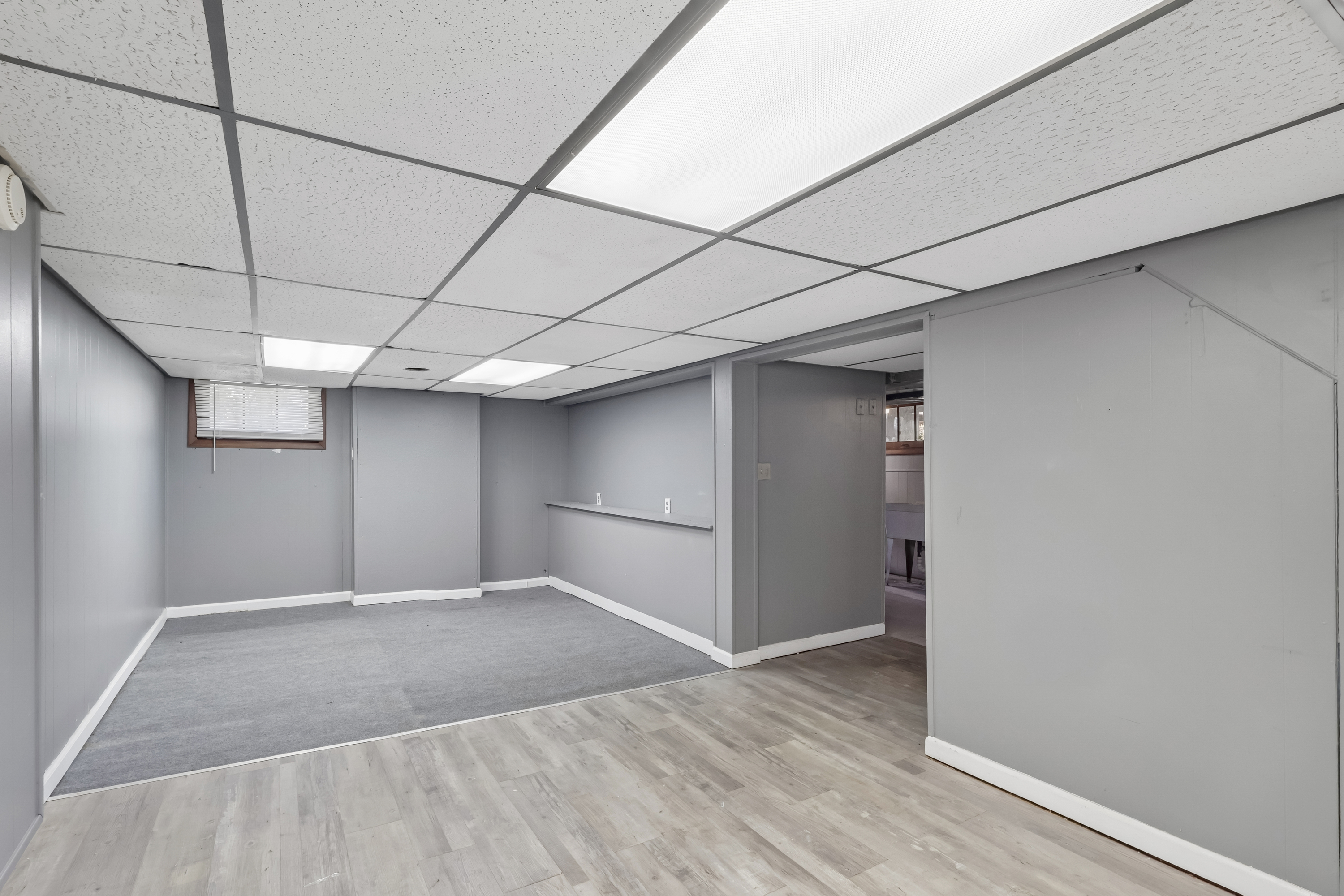 Photo 11 of 46 of 14606 Bartter Ave, Cleveland, OH